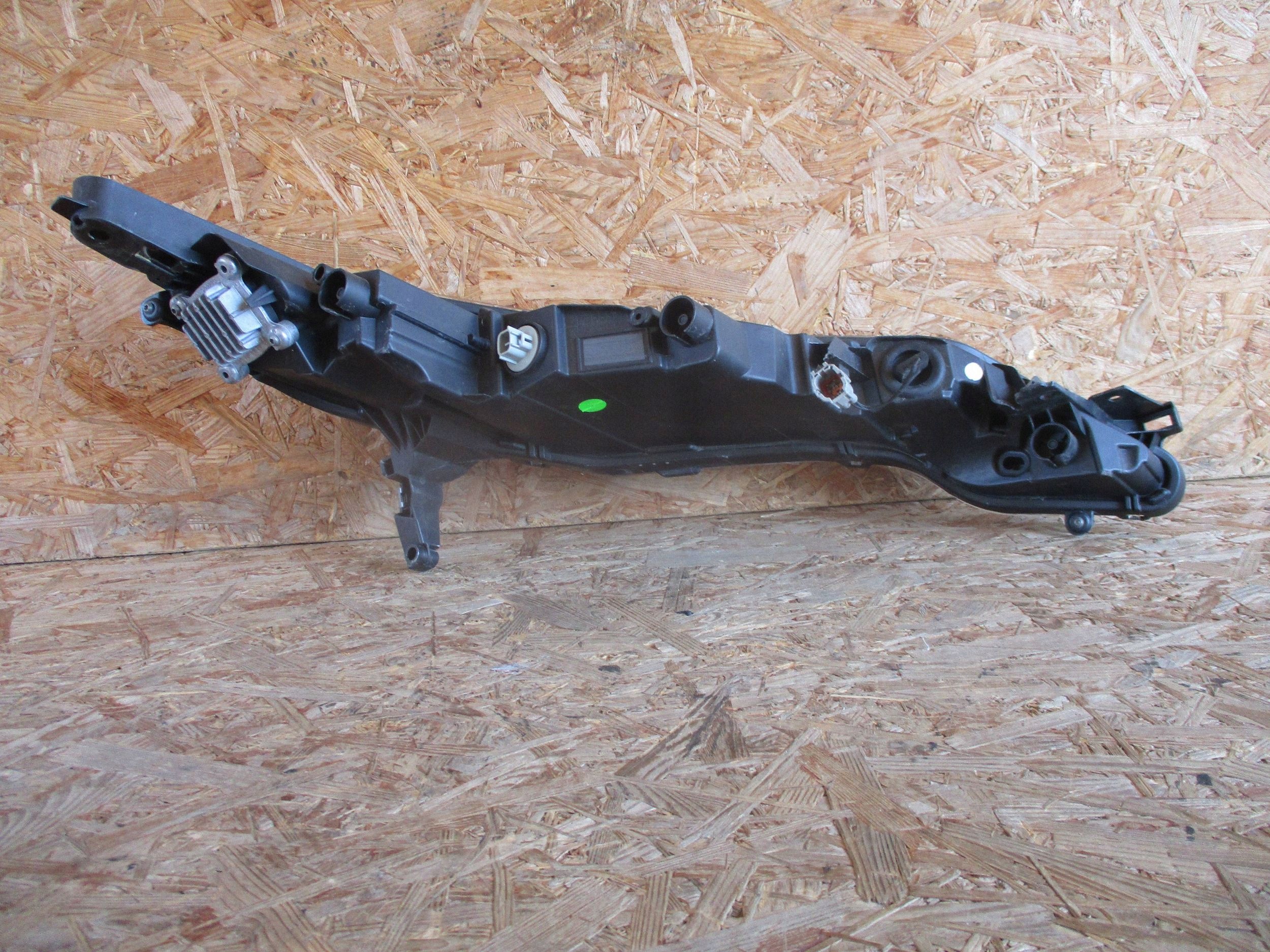 light front front left NISSAN JUKE II F16