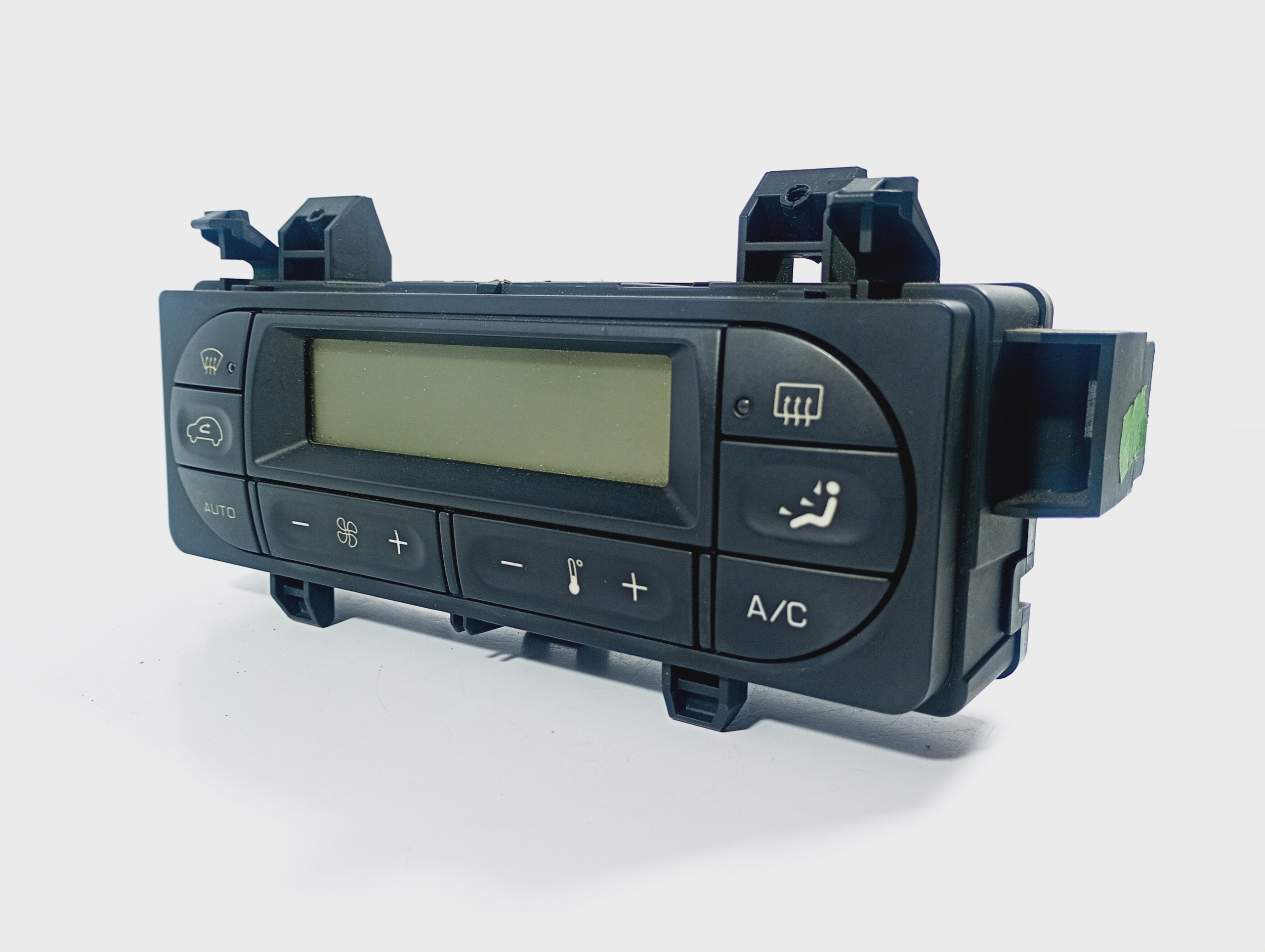 Interrupteur Bouton Unite commande clima OE 96530443XT Citroen C2 03-17