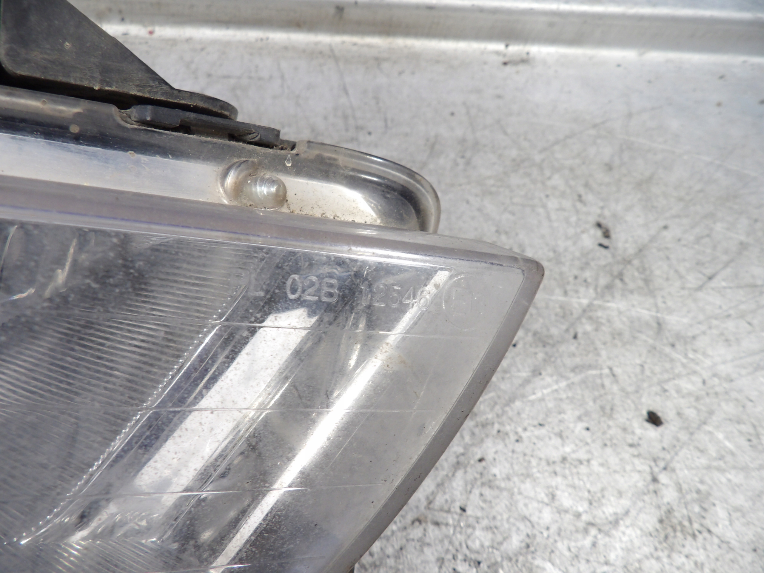 KIA Ceed e fendinebbia Destra PL02B12546