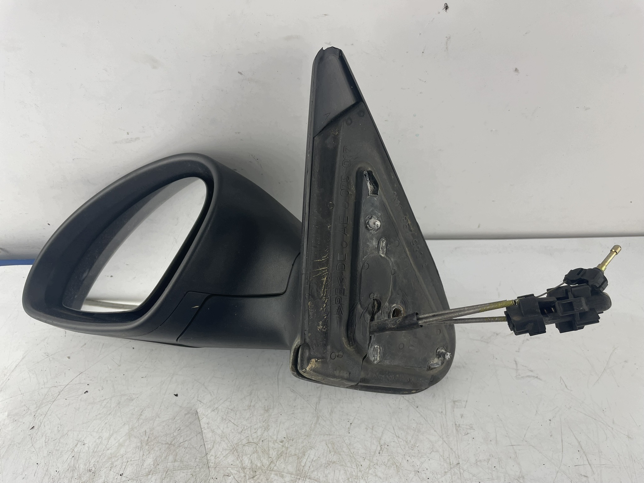 lock bonnet boot 3B9 827 505 C Seat Leon 1M