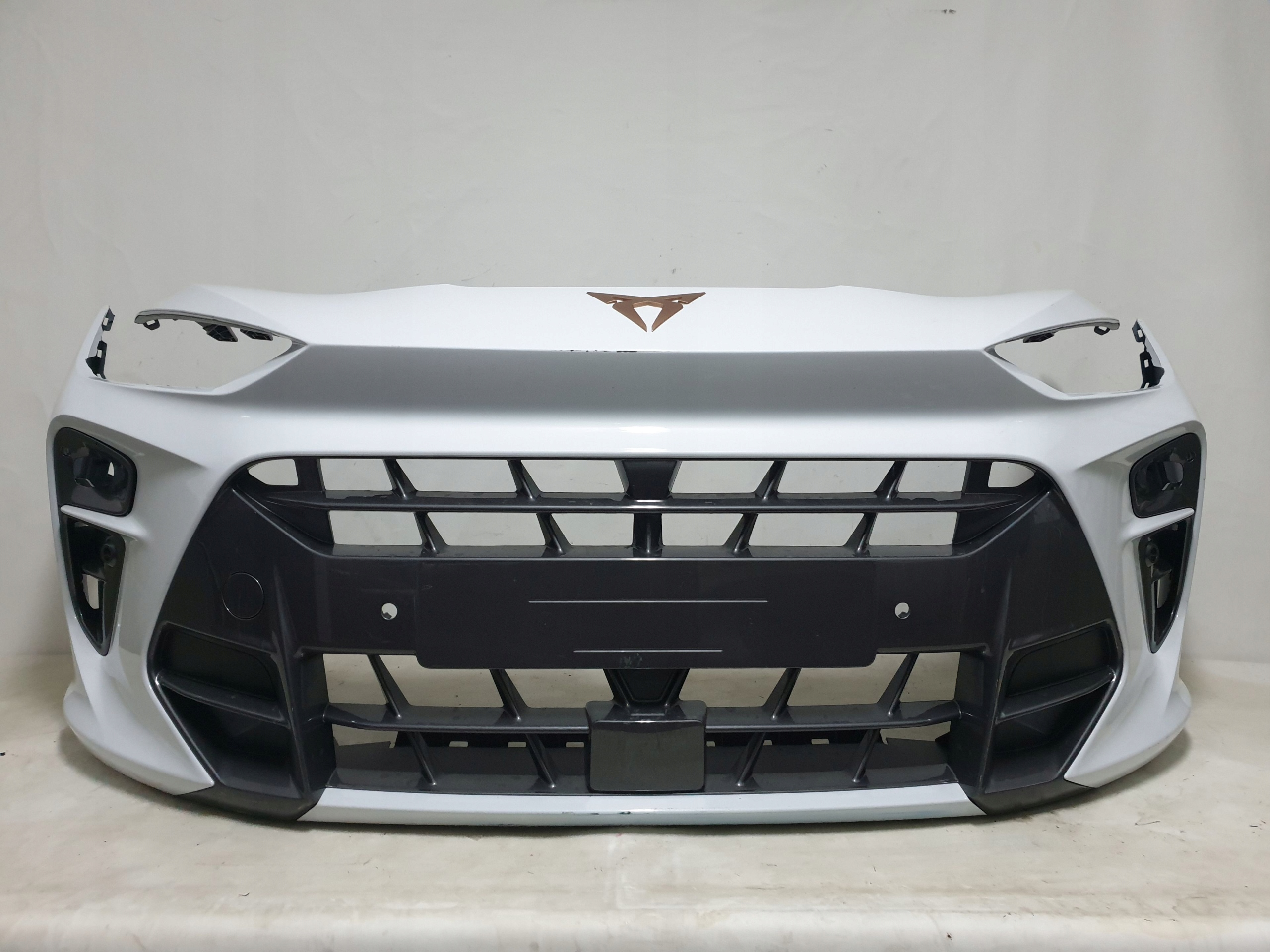 CUPRA TERRAMAR 24-> nárazník předek přední 4xPDC 578807103