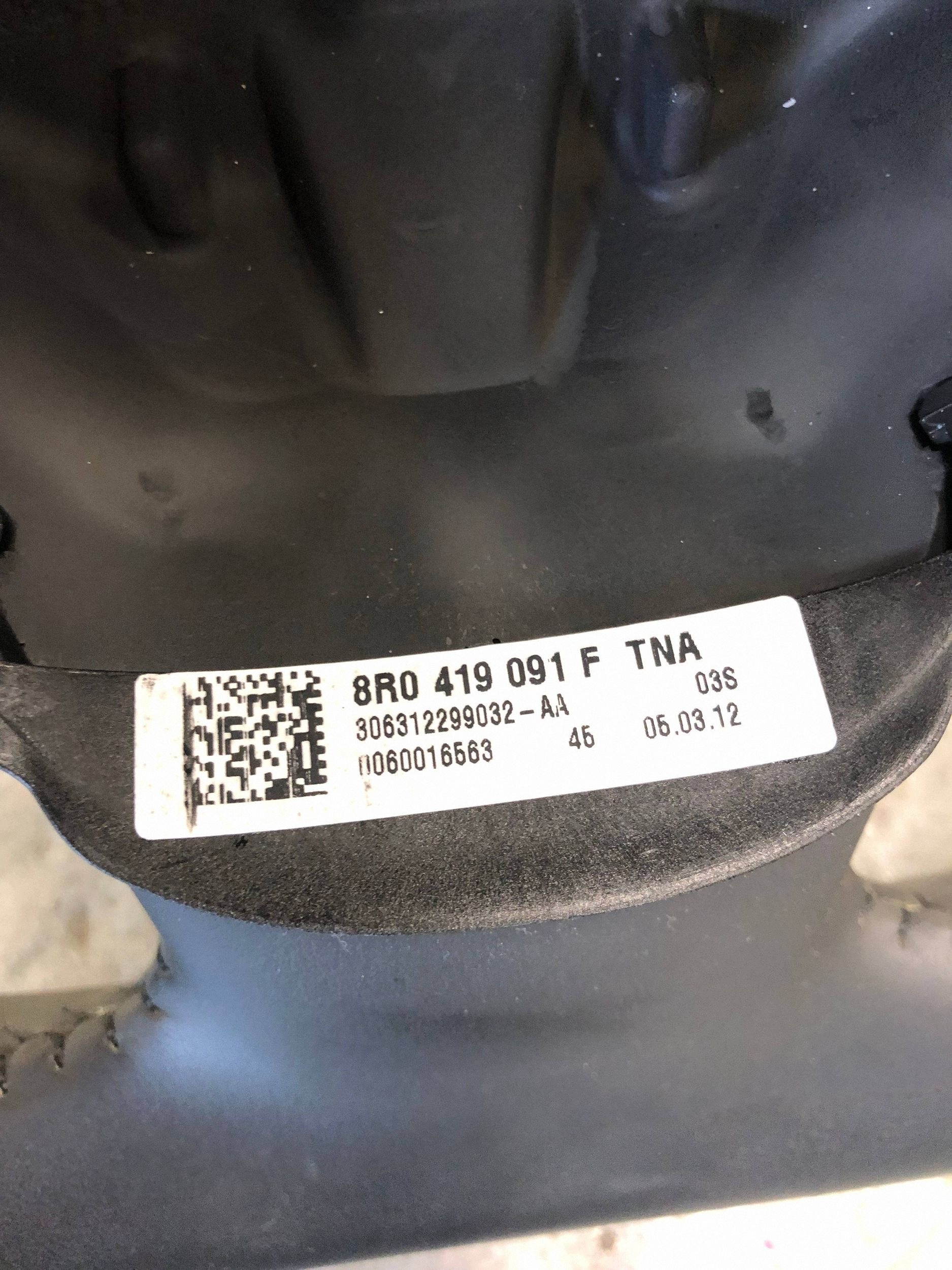 volant koža MULTIFUNKCJA AUDI A3 8P LIFT 8R0419091F