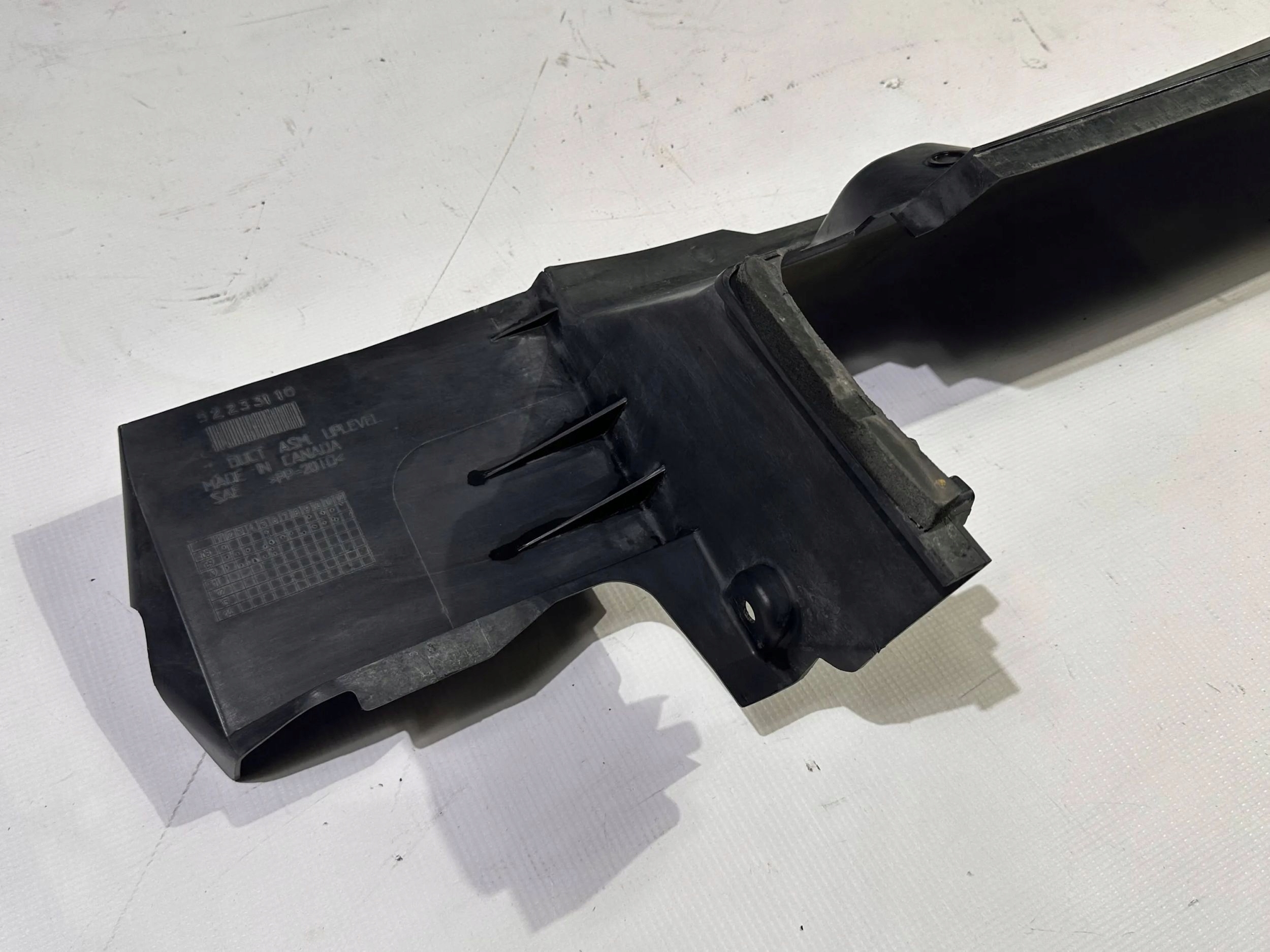 air duct air line front front Chevrolet Camaro 2009 - 2015