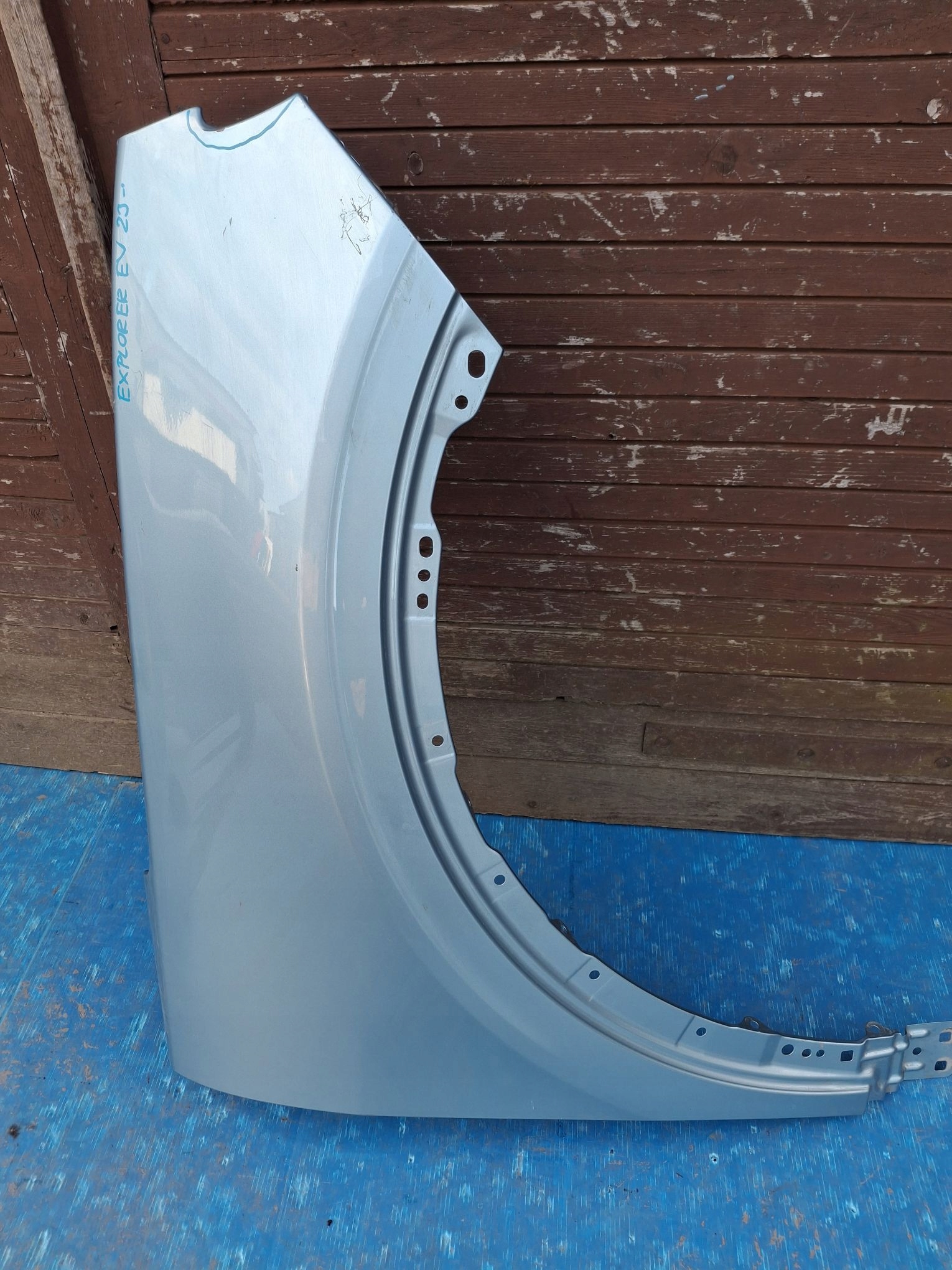 fender right front FORD EXPLORER EV 2023R->