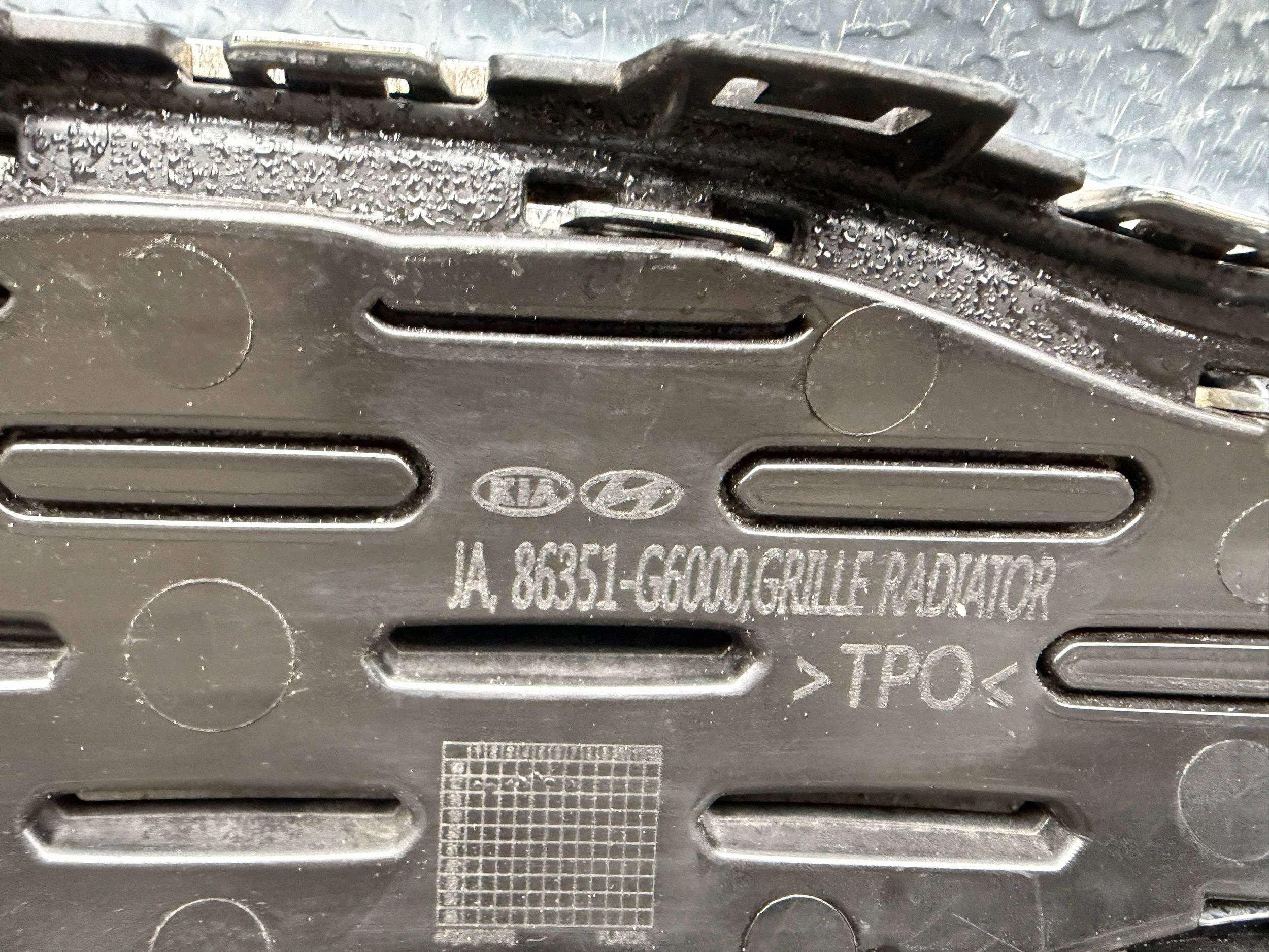 Kia Picanto 3 III maska prednji dio prednja