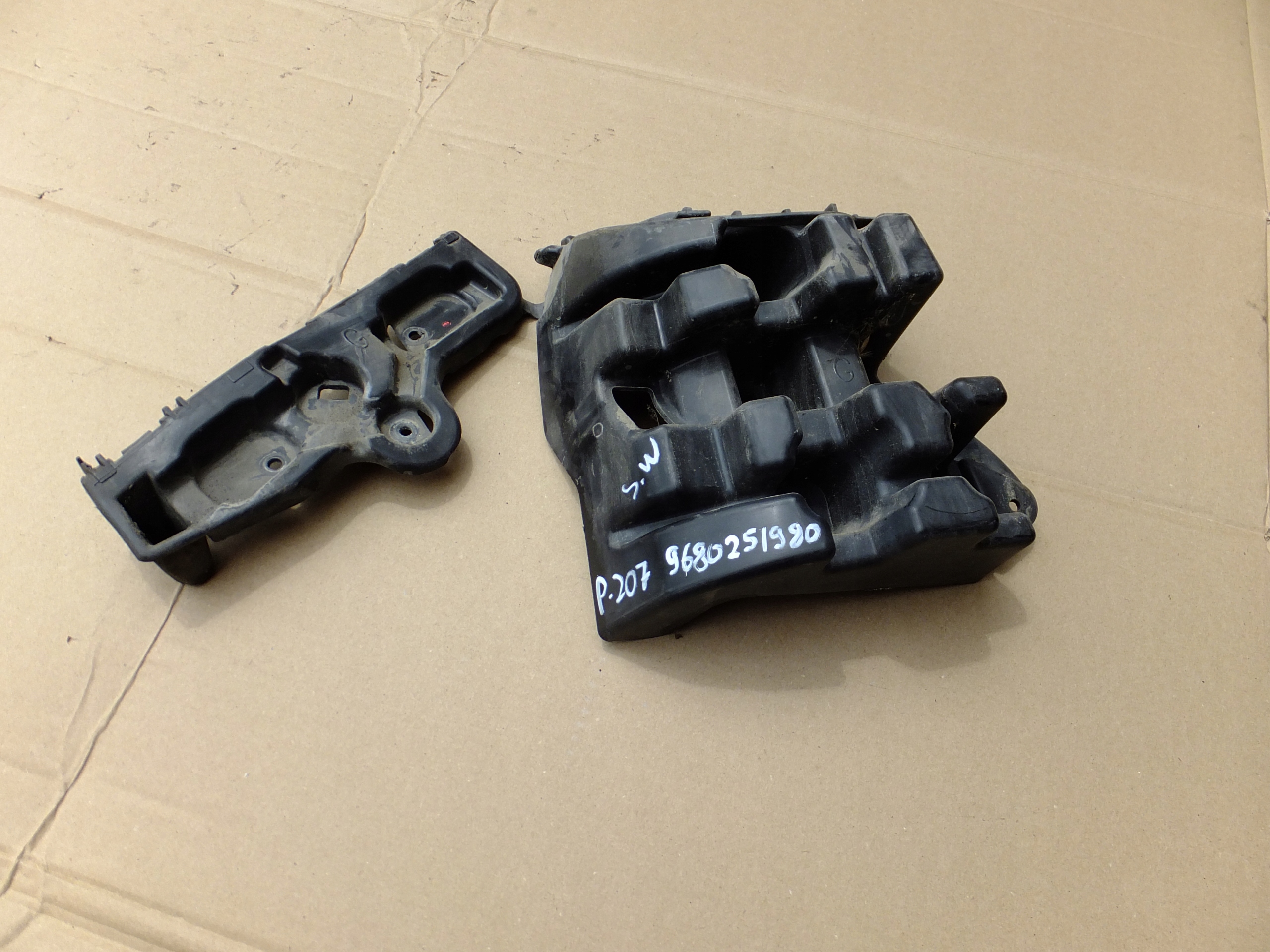 support bumper left rear part peugeot 207 kombi 9680251980