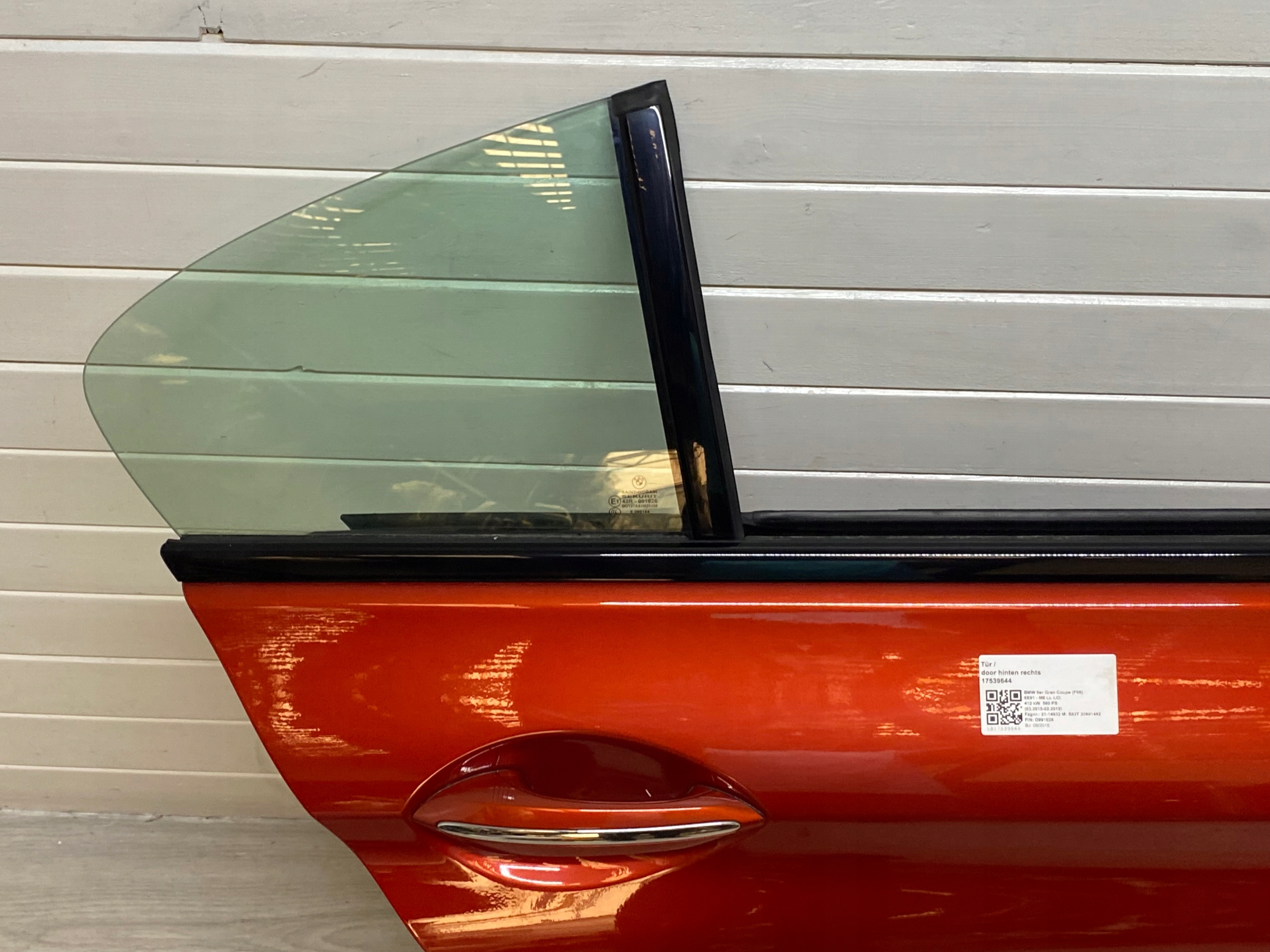 BMW 6 M6 F06 door right rear. B50