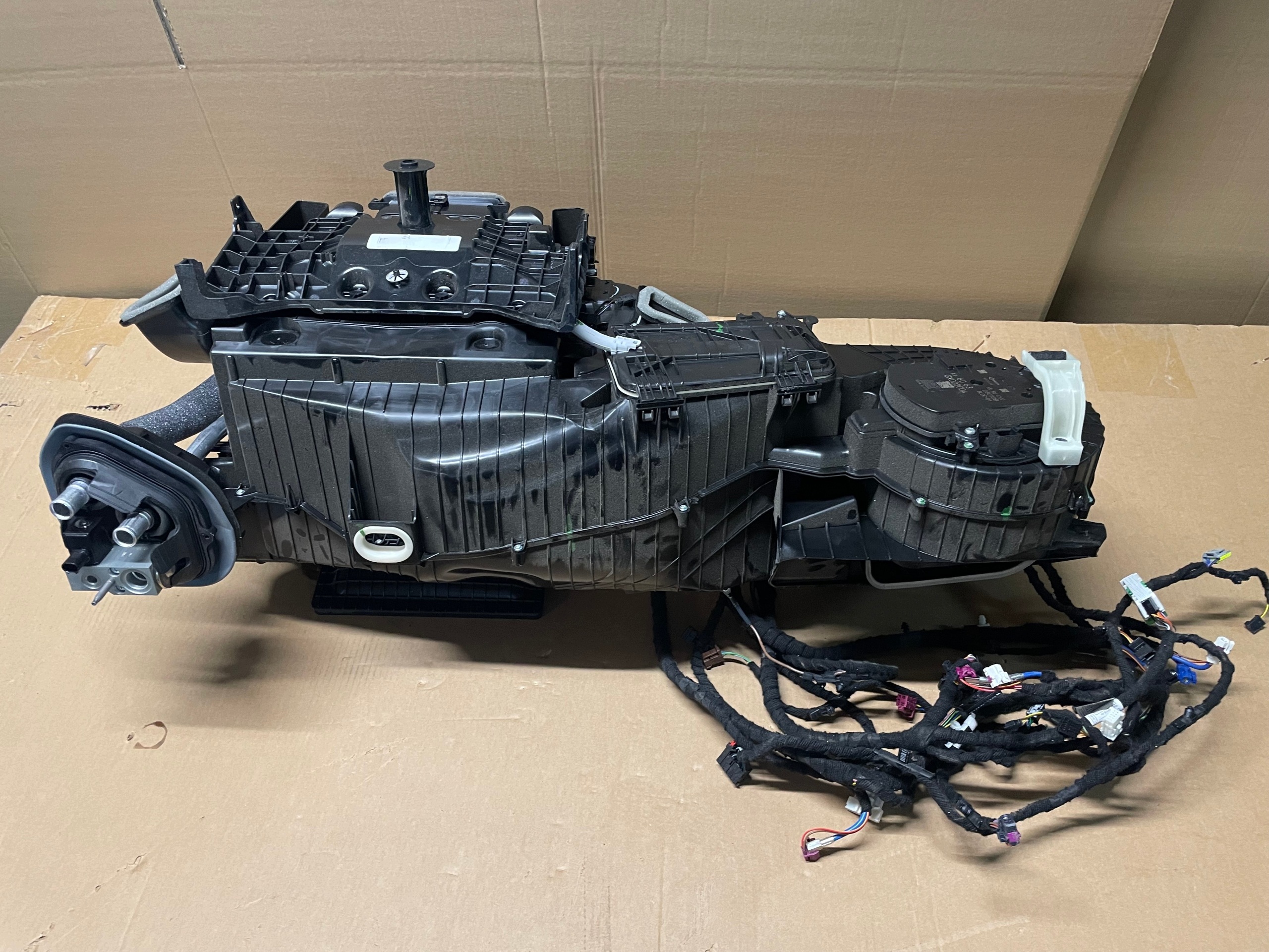 heater heating BMW X5 G05 LCI 2023r
