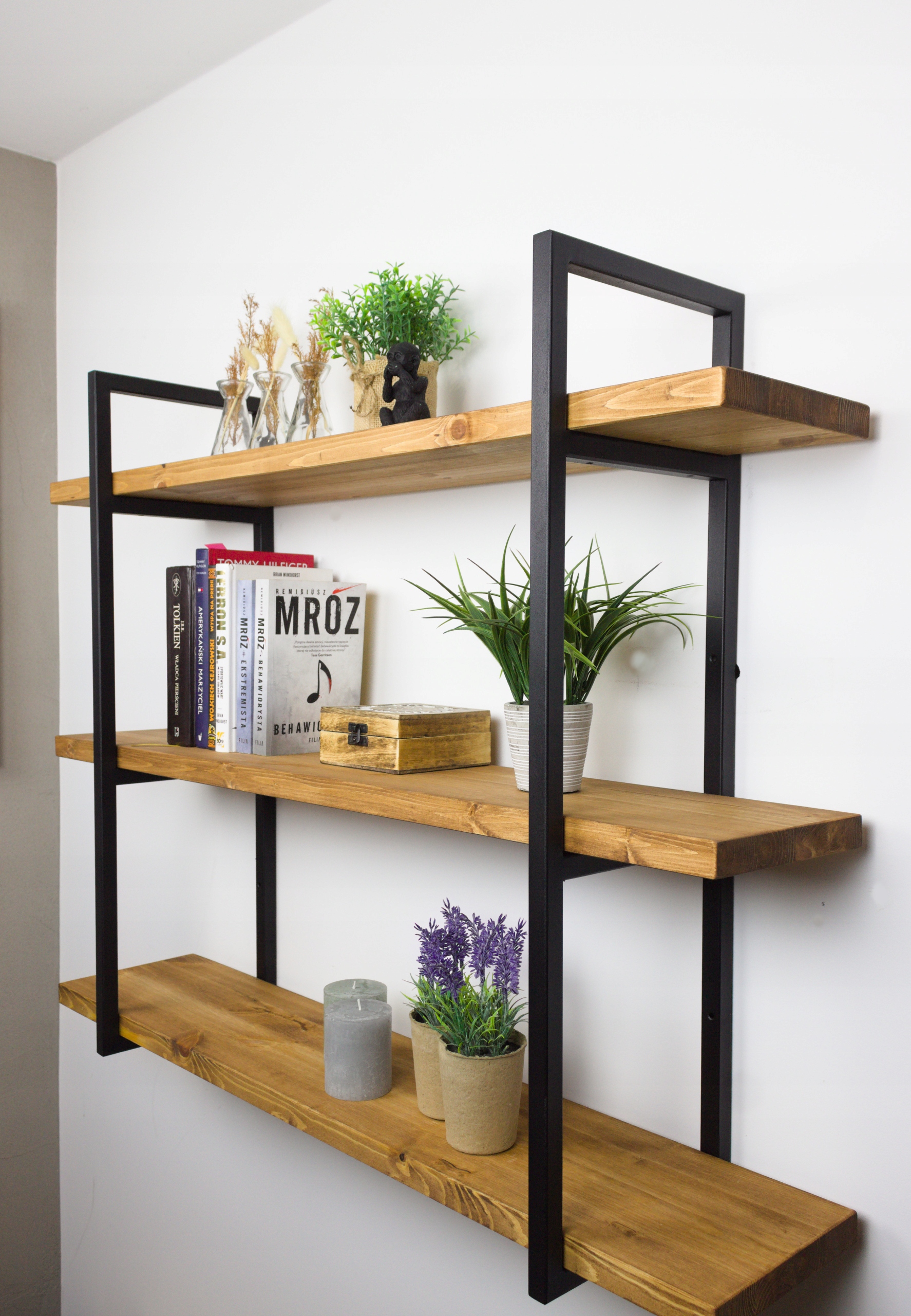 Nástenná polica Závesný regál Loft Industriálna 3-úrovňová kovová 70 cm