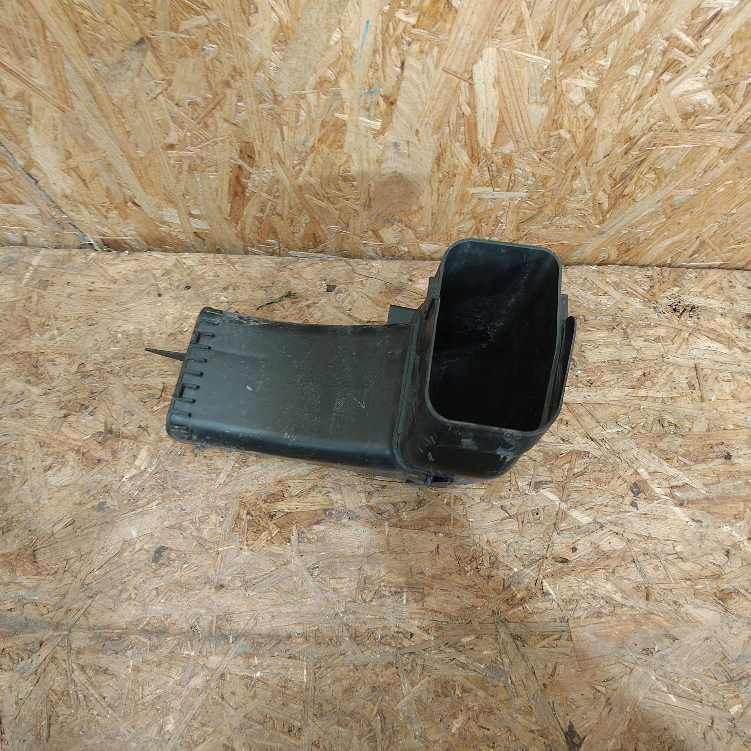 intake drain air BMW 3 F34 7597584