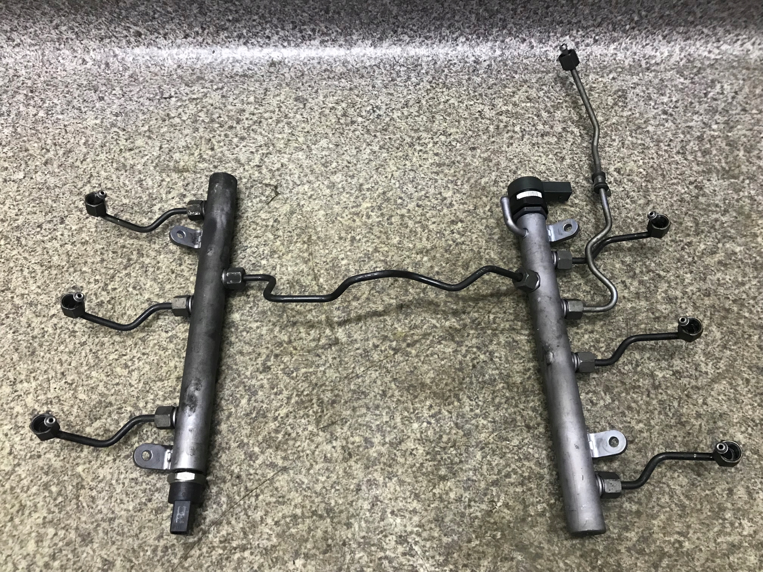 A6420700495 A6420700695 - V251 W251 прокладка датчик регулятор топлива 3.0 D V6