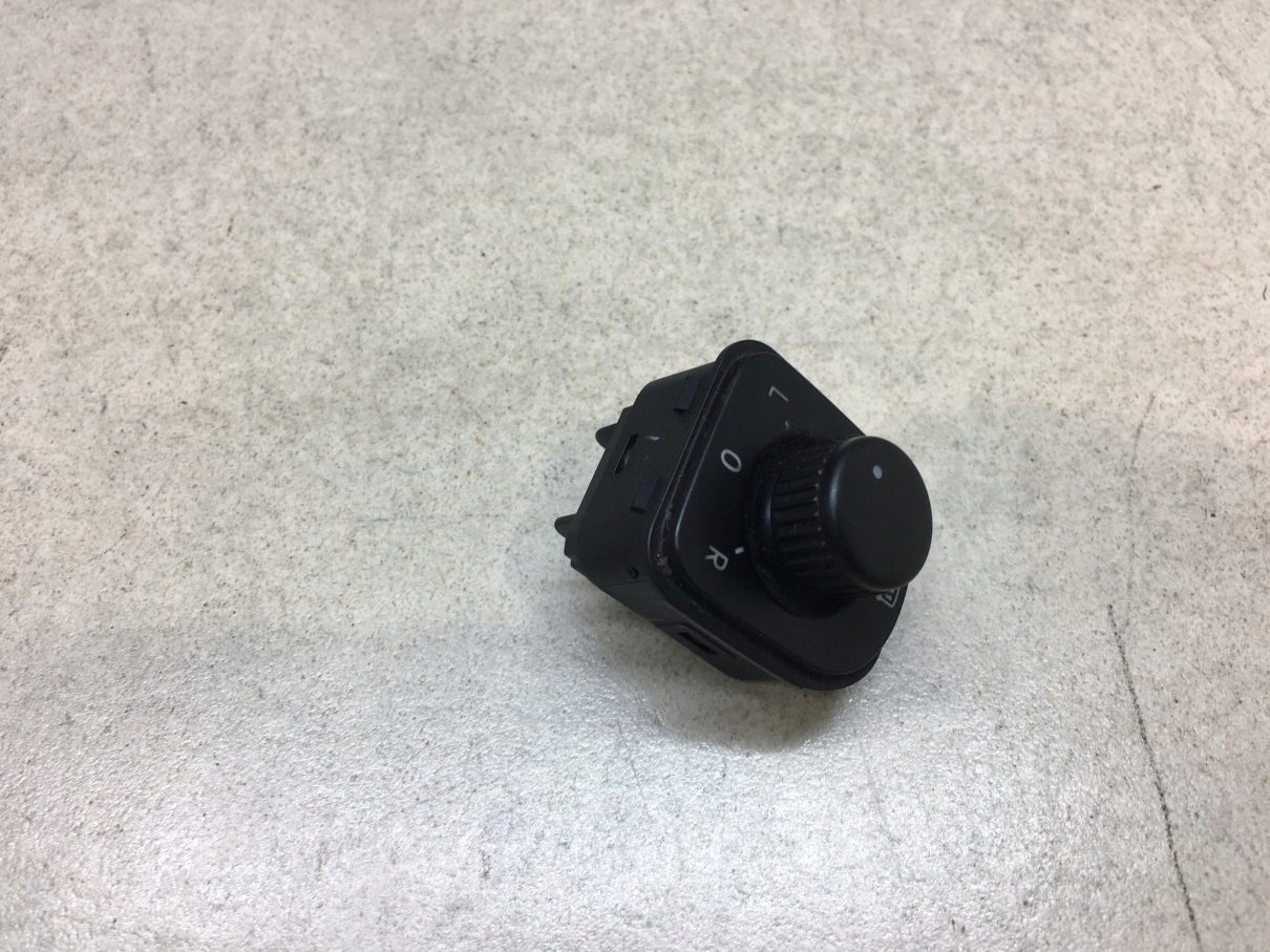 mirror control switch button PASSAT B6 1K0959565H