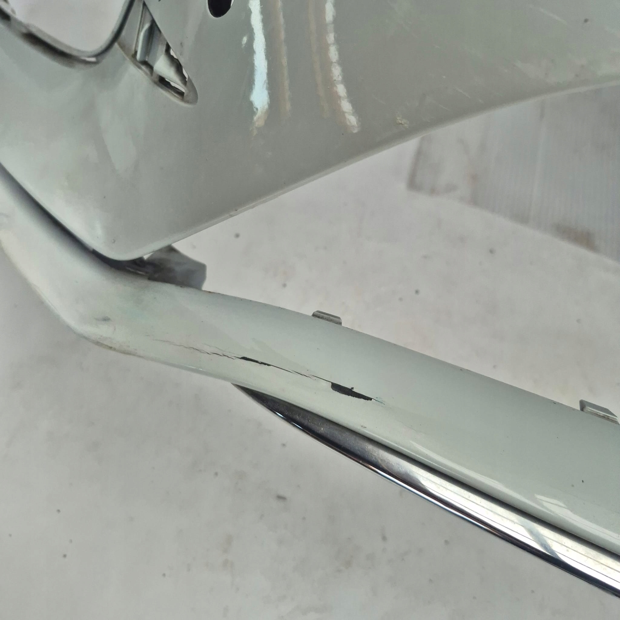 MERCEDES B-KLASA W247 AMG 18- bumper front front PDC
