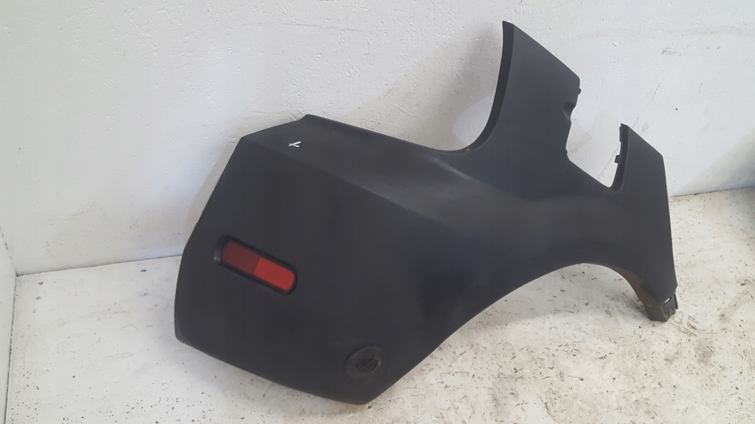Couverture Pare choc Droite Arrière RENAULT SCENIC 1 RX4