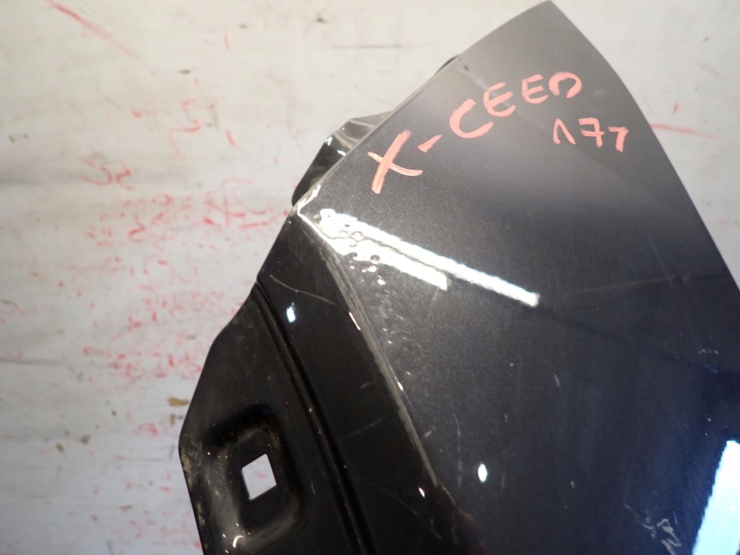 fender front front left KIA X-CEED 2018