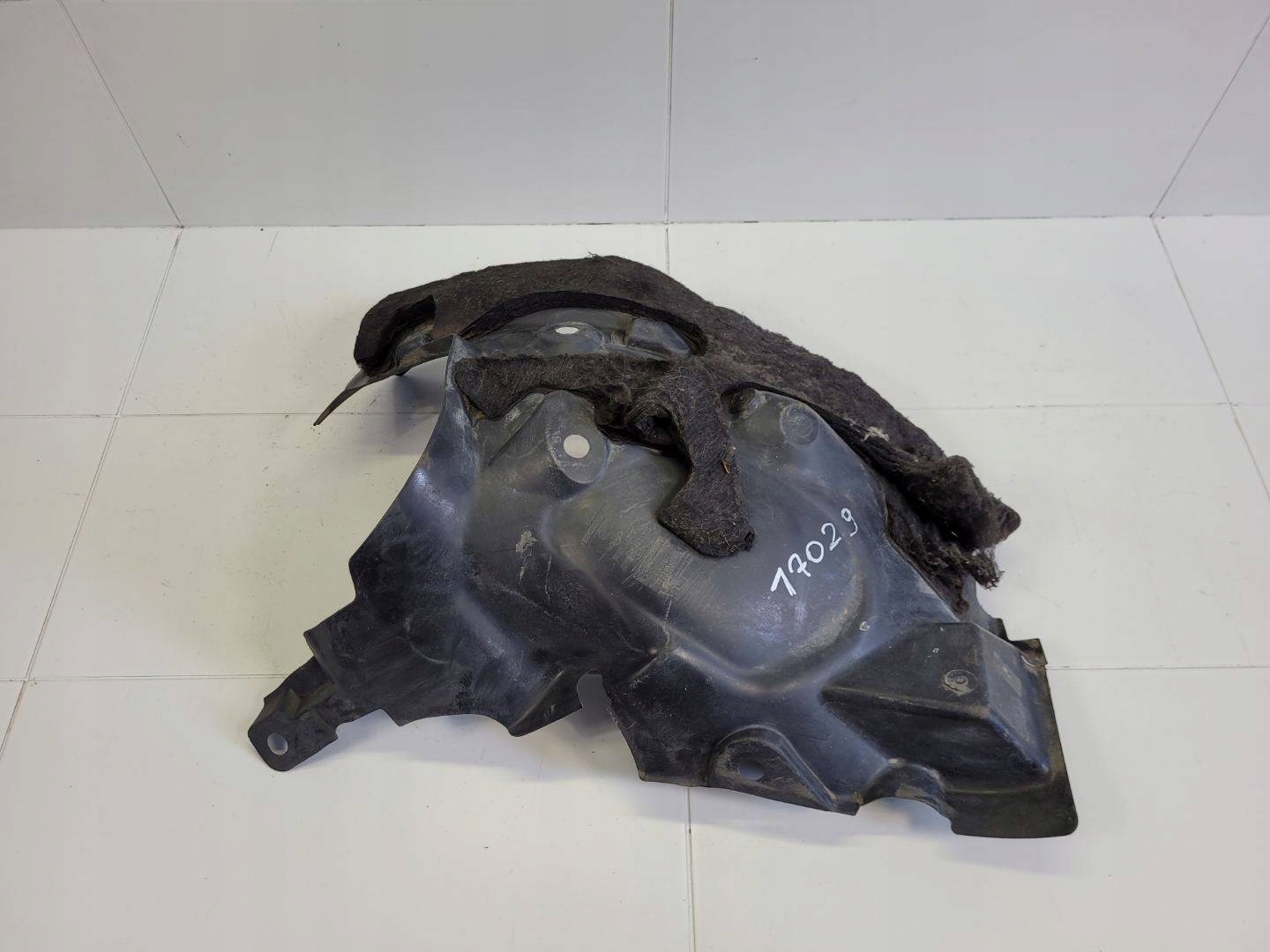 mudguard front right side Renault Clio 4 facelift 2019 638428084R
