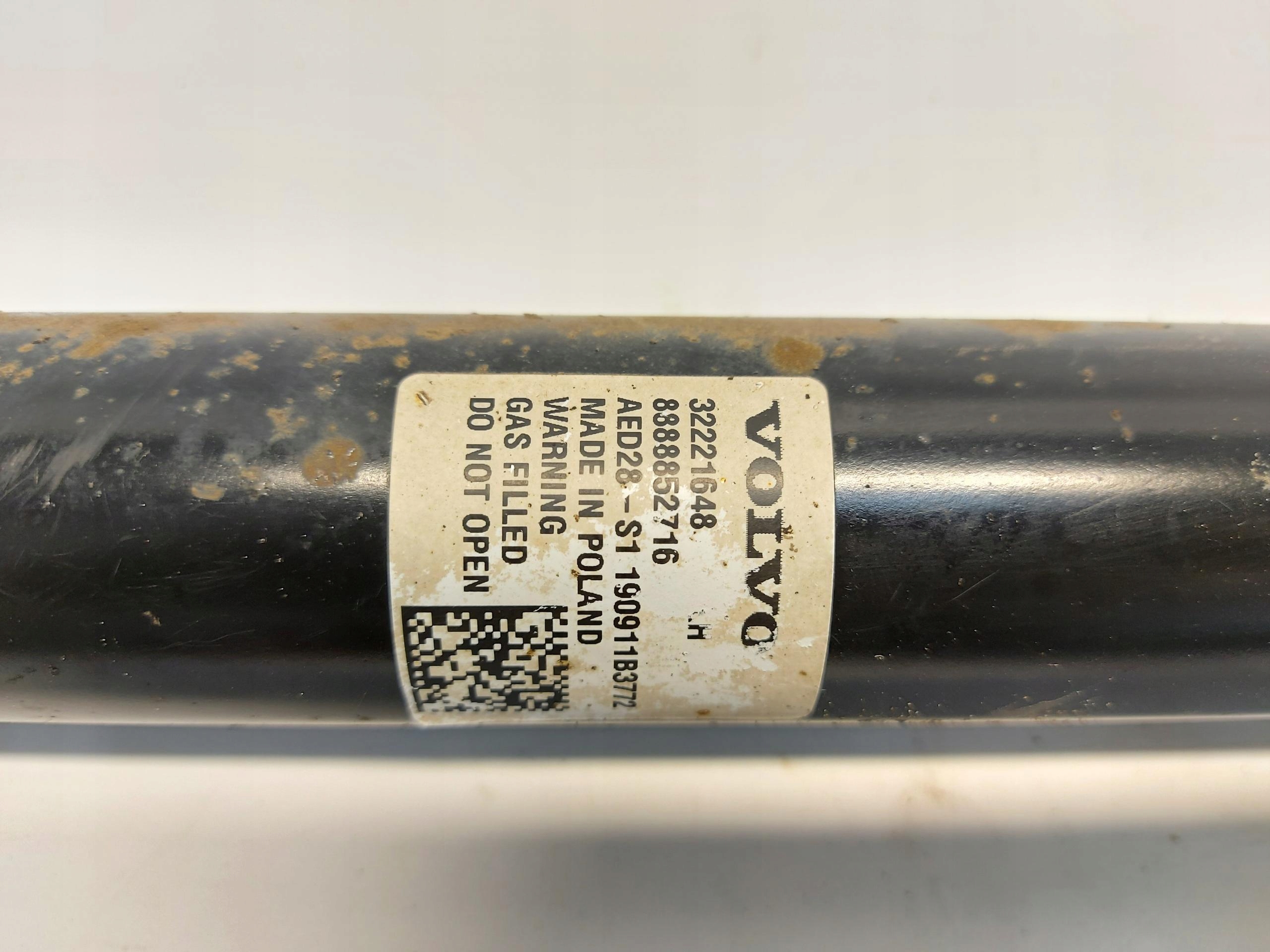 VOLVO XC40 D3 shock absorber rear part left 32221648
