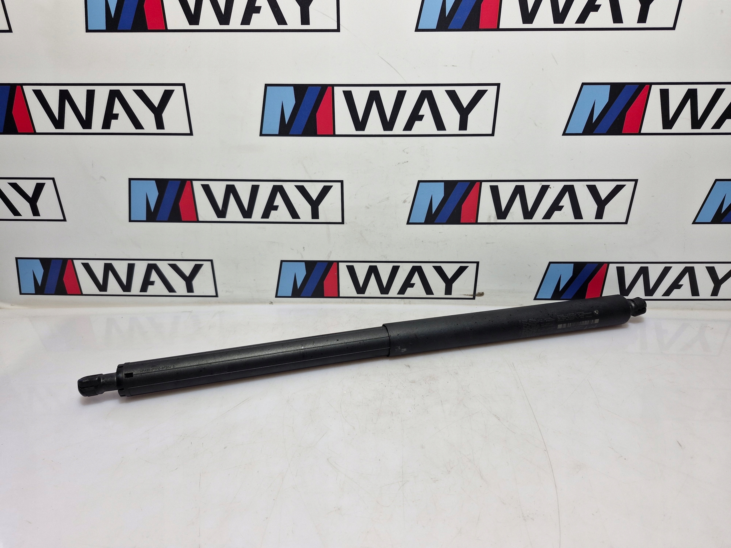 BMW X1 F48 left damper bonnet boot 7481803