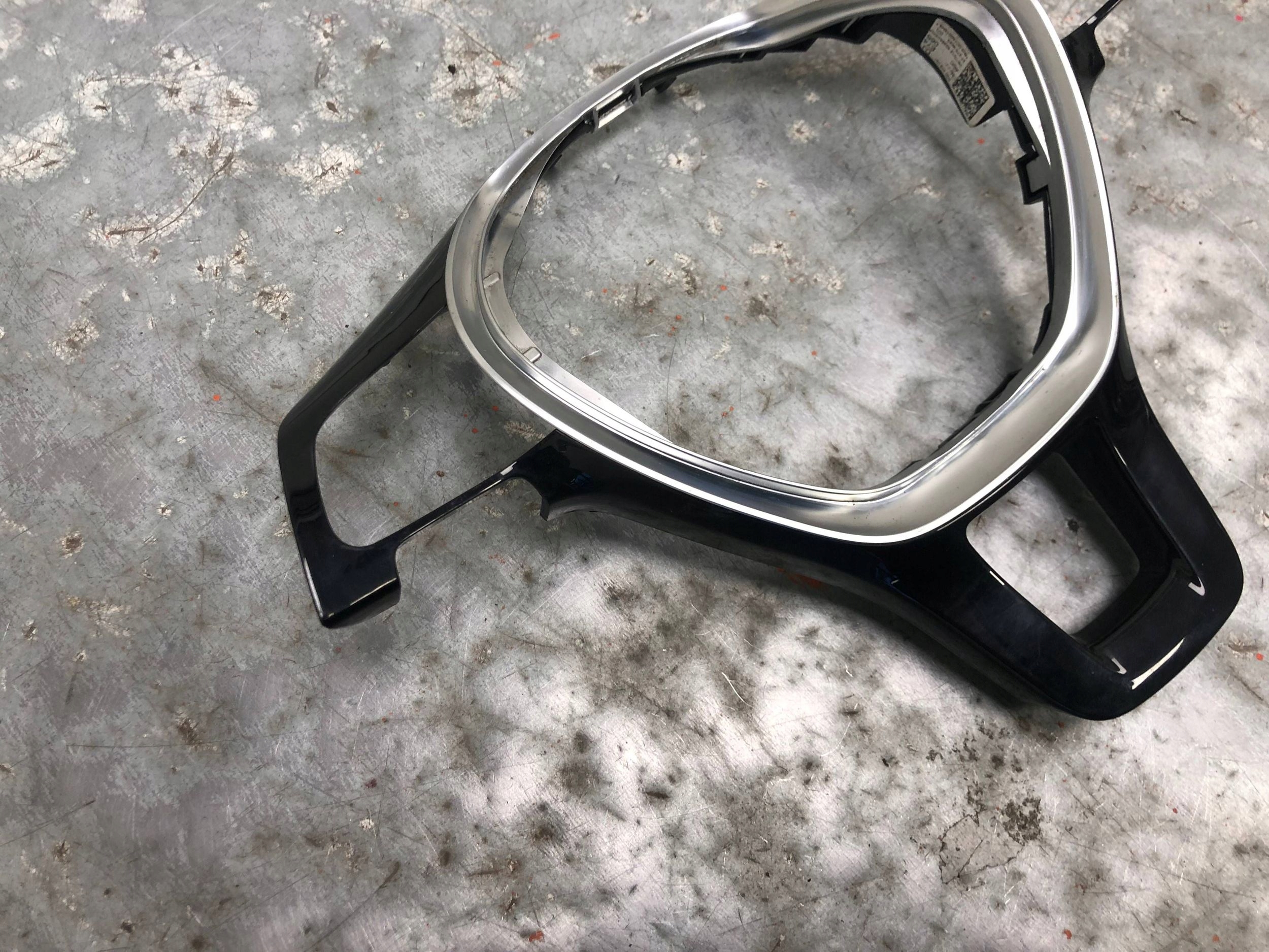 Châssis DEKOR Volant VW 5G0419091DJ 5G0419685B