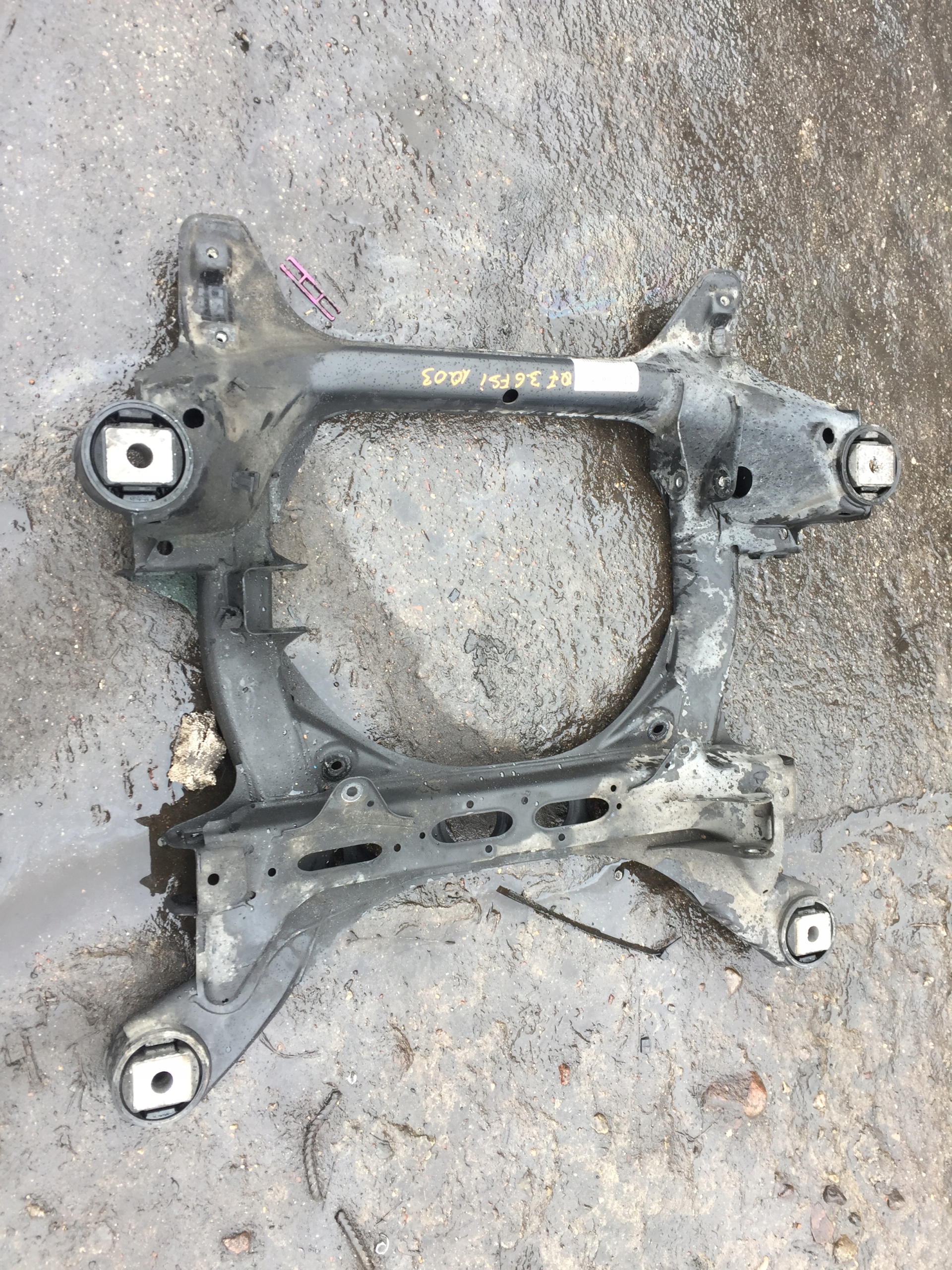 AUDI Q7 4L 3.6 FSI axle beam subframe sususpension front