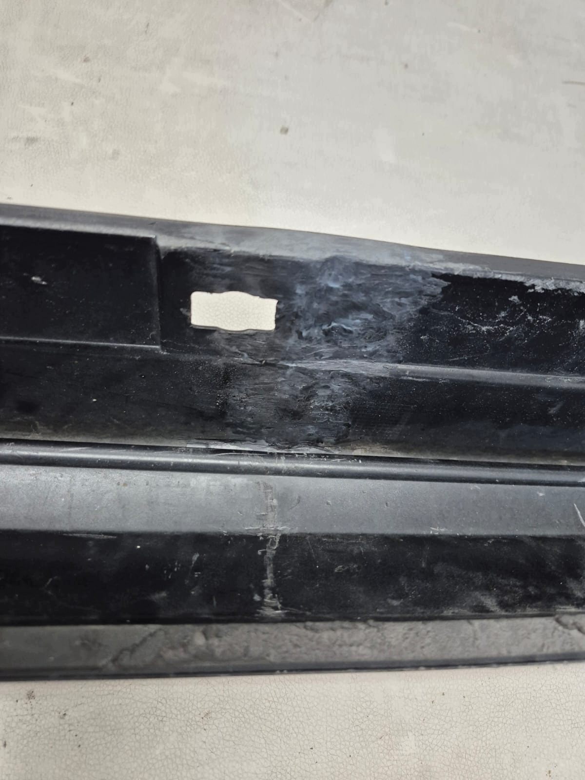 VW ID.7 14A 23- moulding threshold right 14A853856