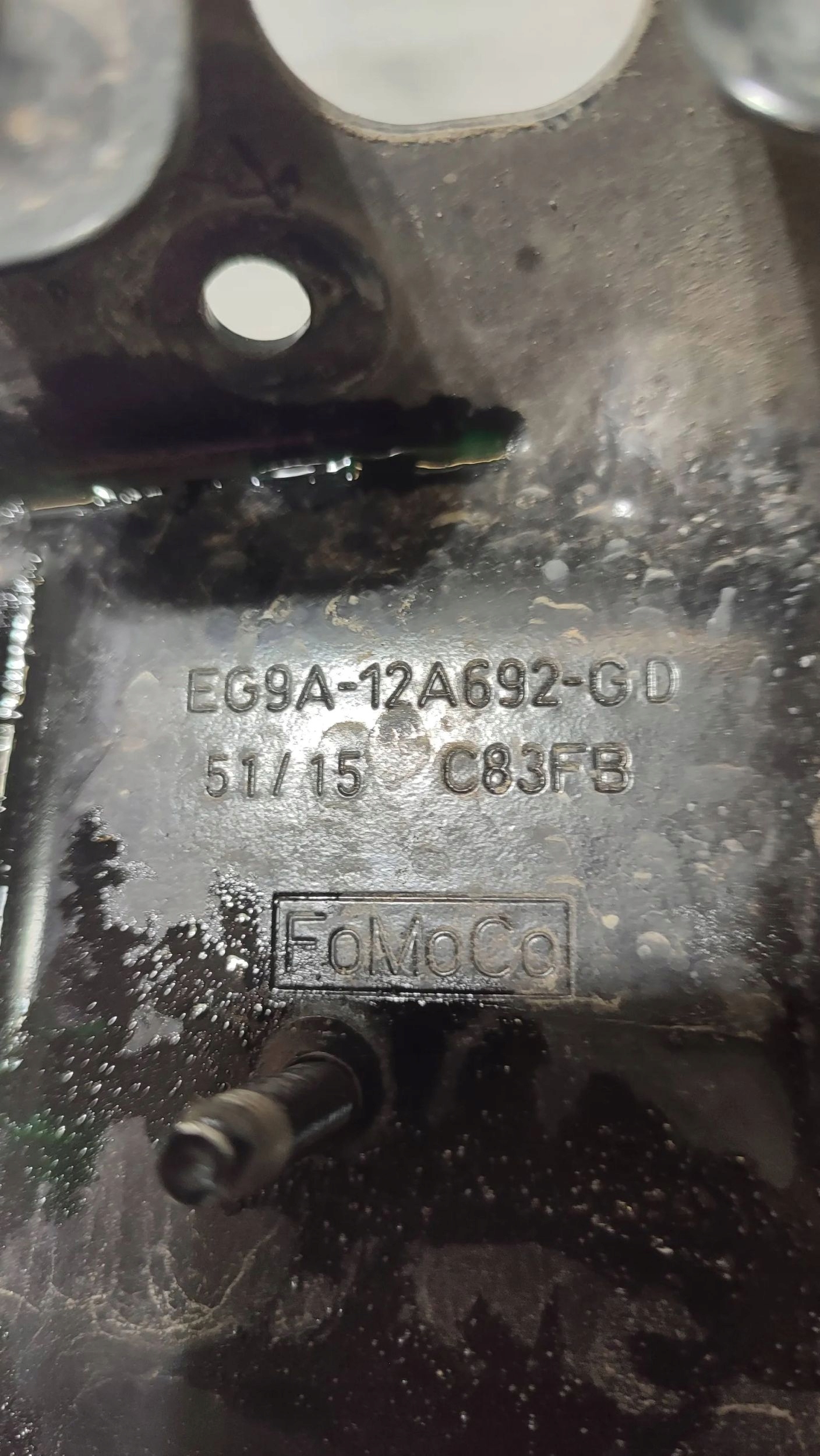Ford Mondeo MK5 16r 2.0TDCi Support plaque komputera