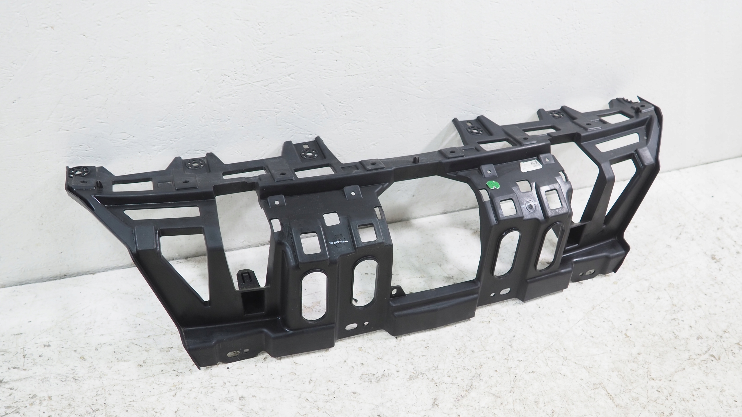 Polestar 2 Traversa grilla 6608190687 80020107