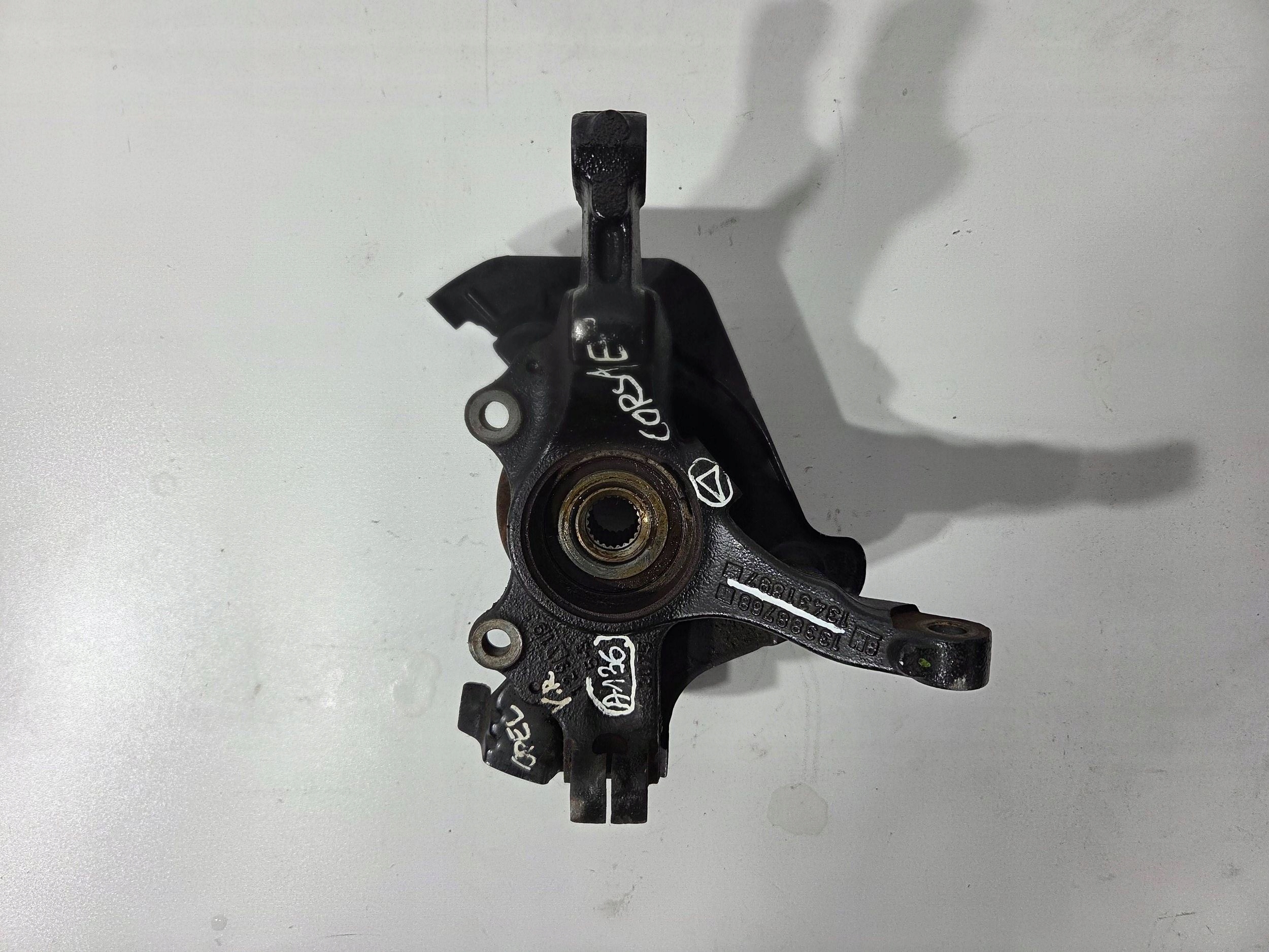 Opel Corsa E swing front right 13388768 (A136)