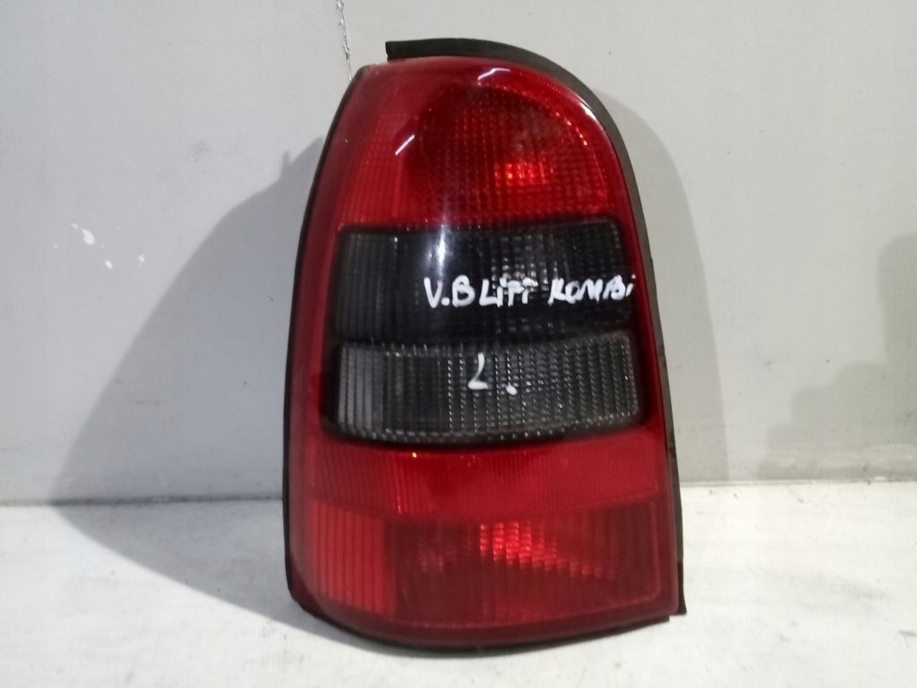 Opel Vectra B lift kombi light left rear part rear
