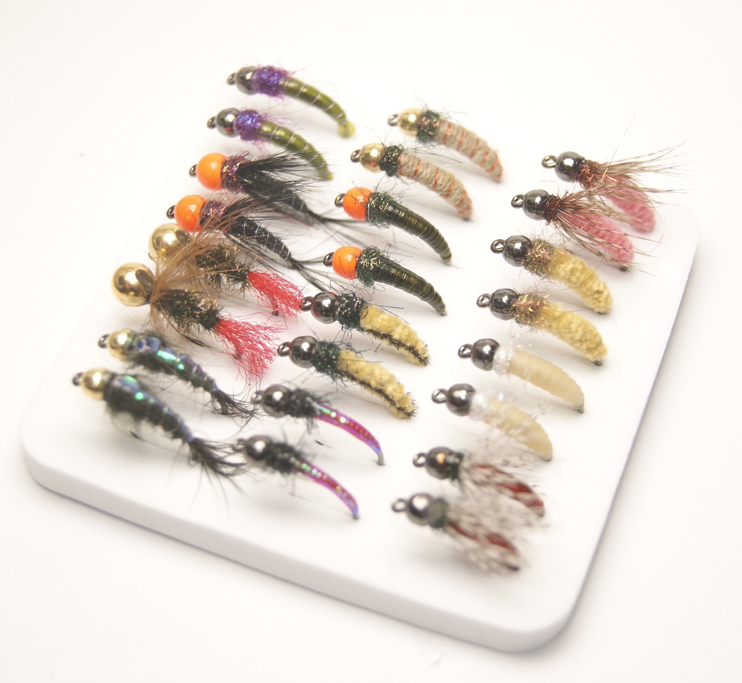 Zestaw ciężkich nimf na brzanę z pudełkiem