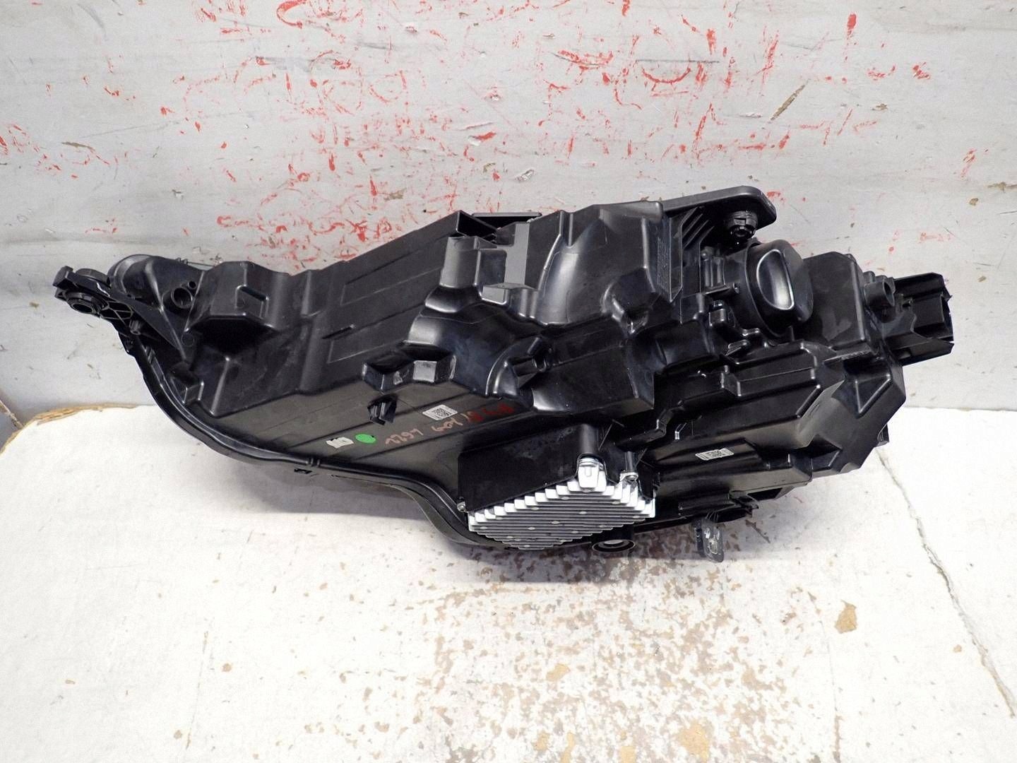 light front front right AUDI A3 LIFT 2024- FULL LED 8Y0941034D