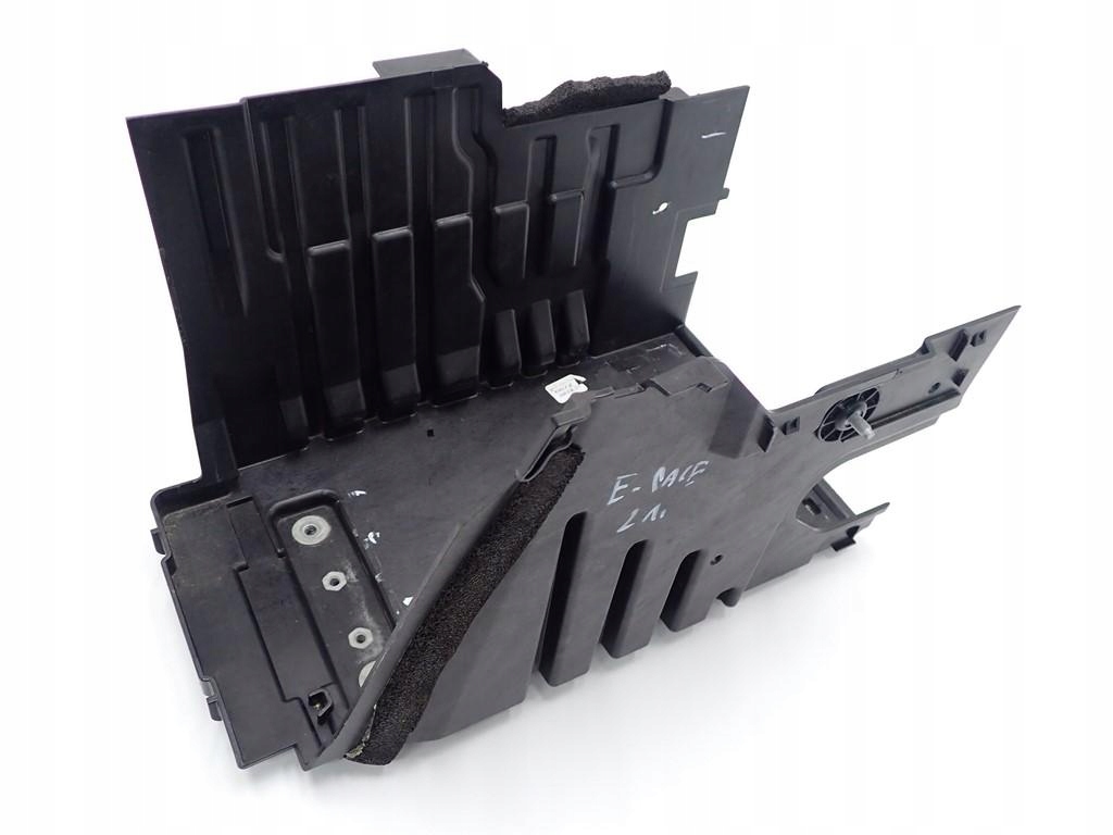 ЗАХИСТ КОРПУС АКУМУЛЯТОРА РЕСТАЙЛІНГ JAGUAR Е-PACE1r