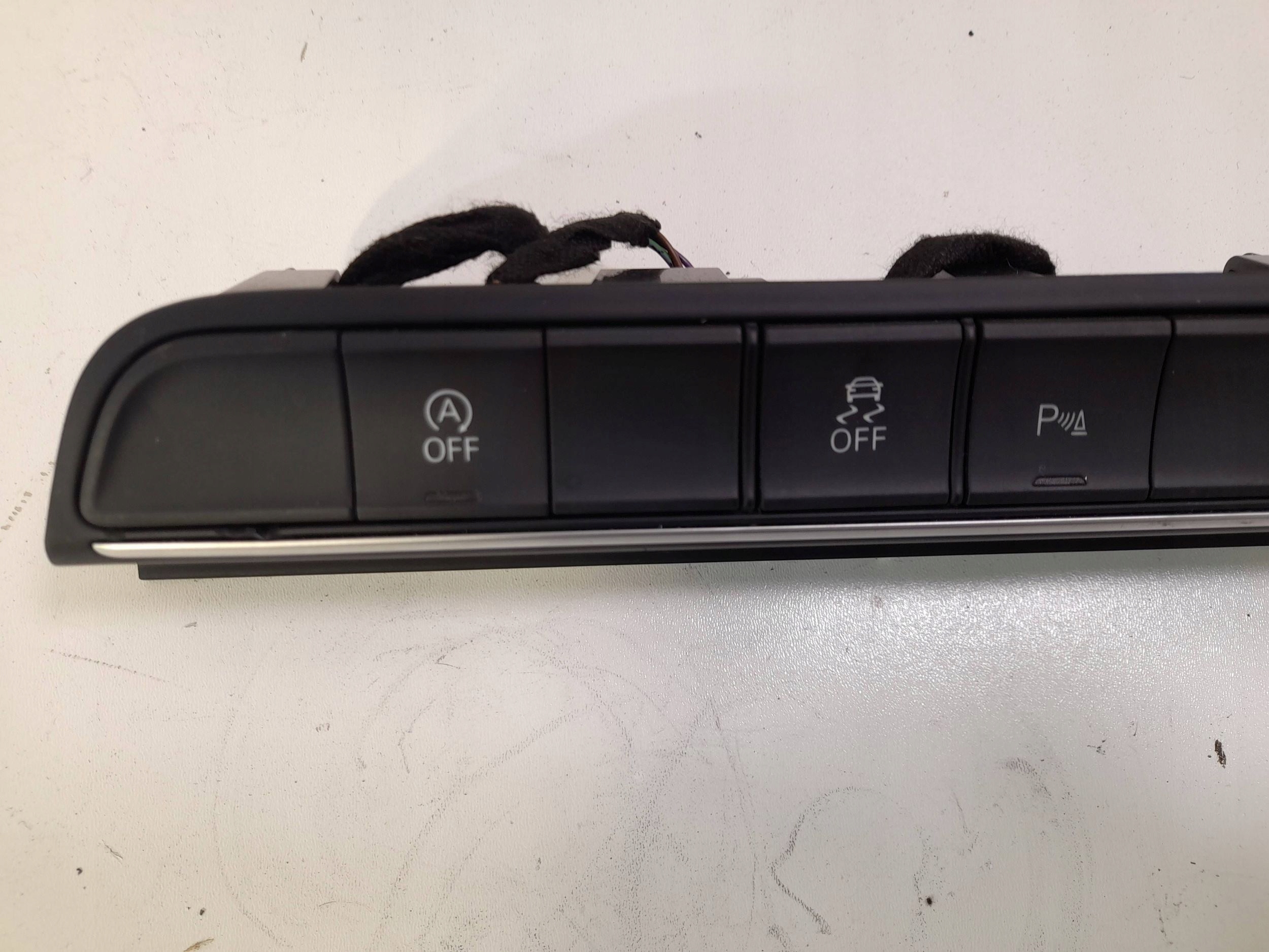 Audi Q3 8U switch ESP 8U1941567 (397)
