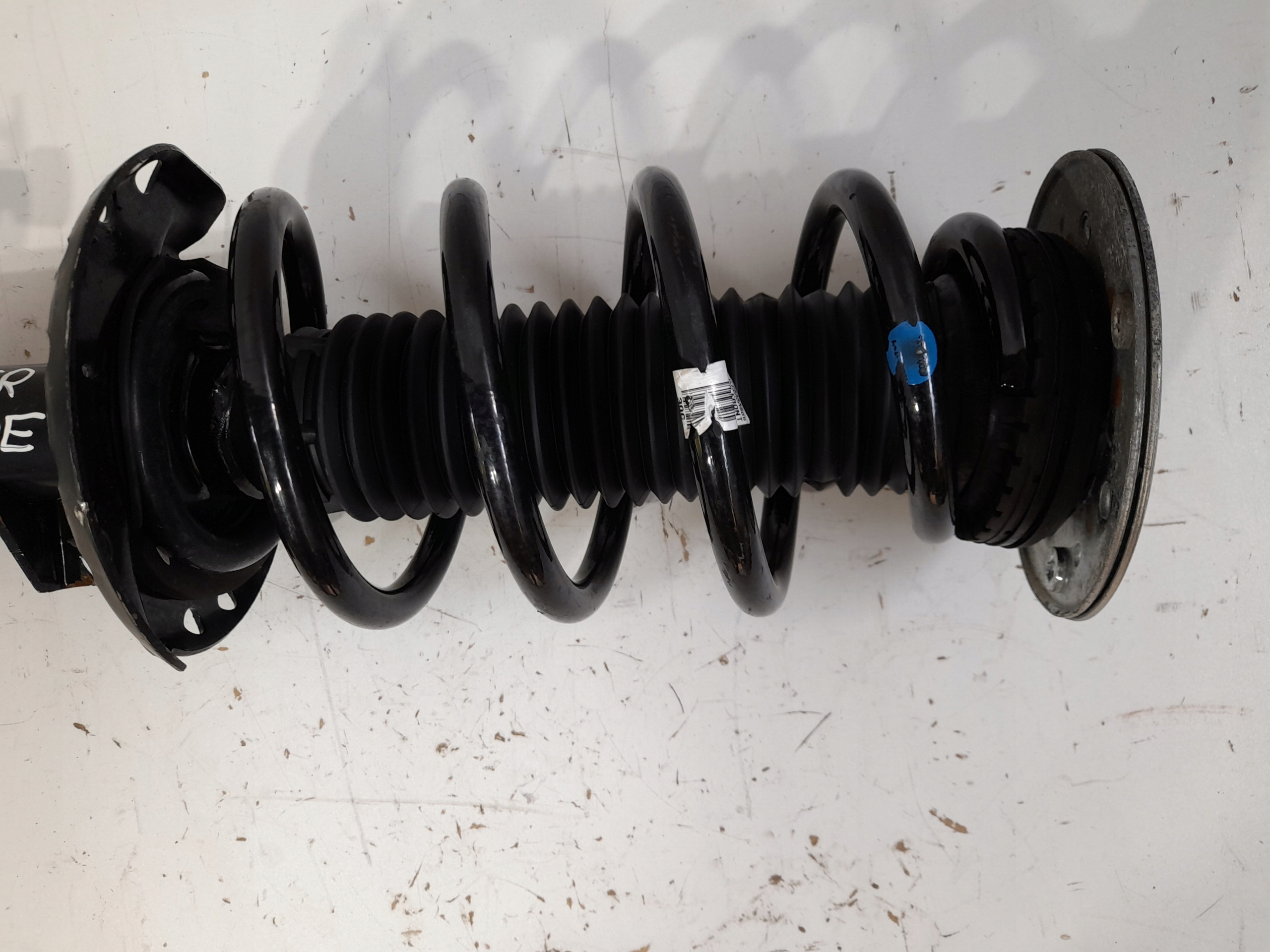LAND ROVER DISCOVERY EVOQUE shock absorber front left (F49)