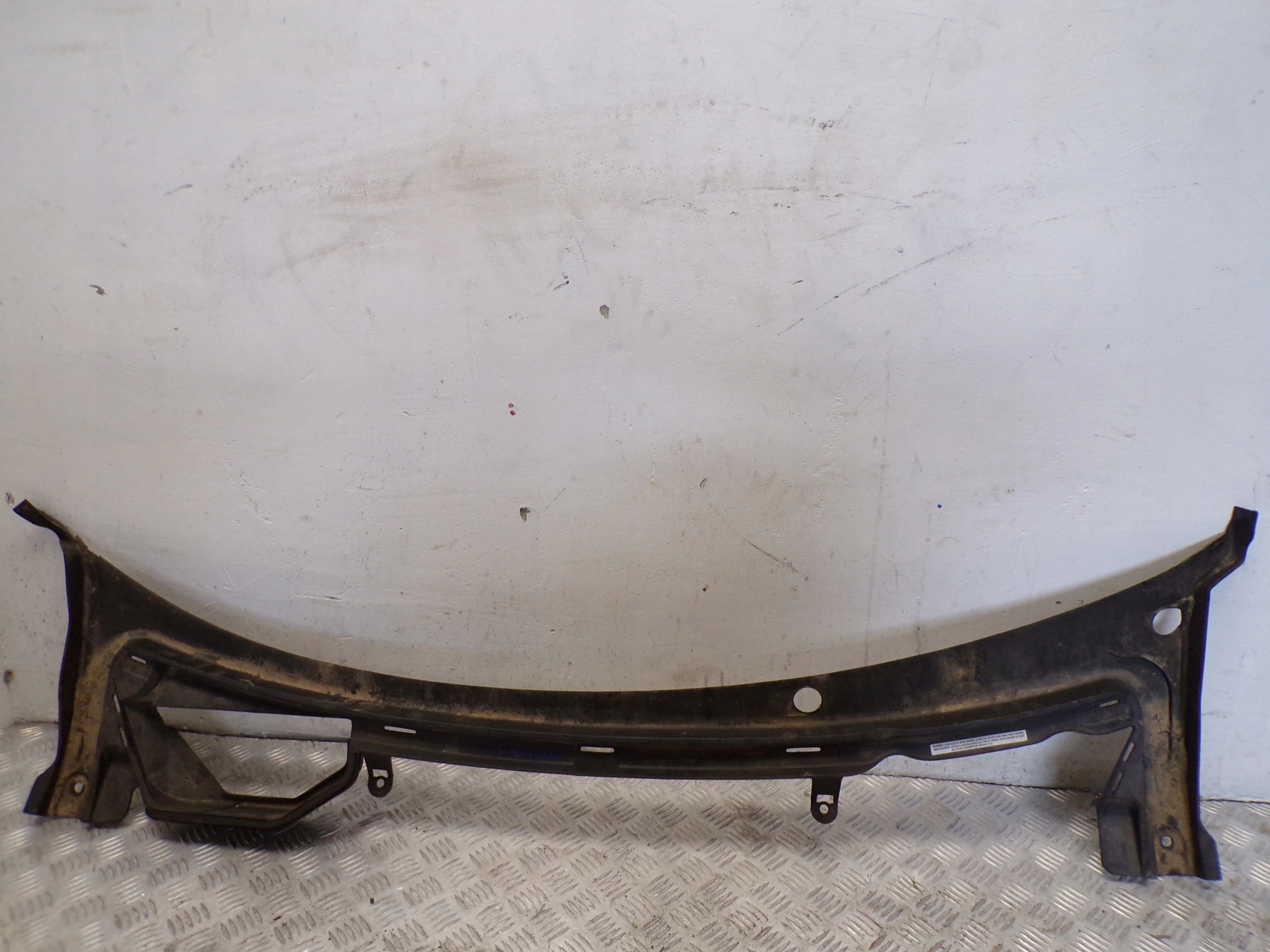 1008976-00-E - ОБЛИЦЮВАННЯ КРИШКИ TESLA MODEL S 12-16 1008976 ORG