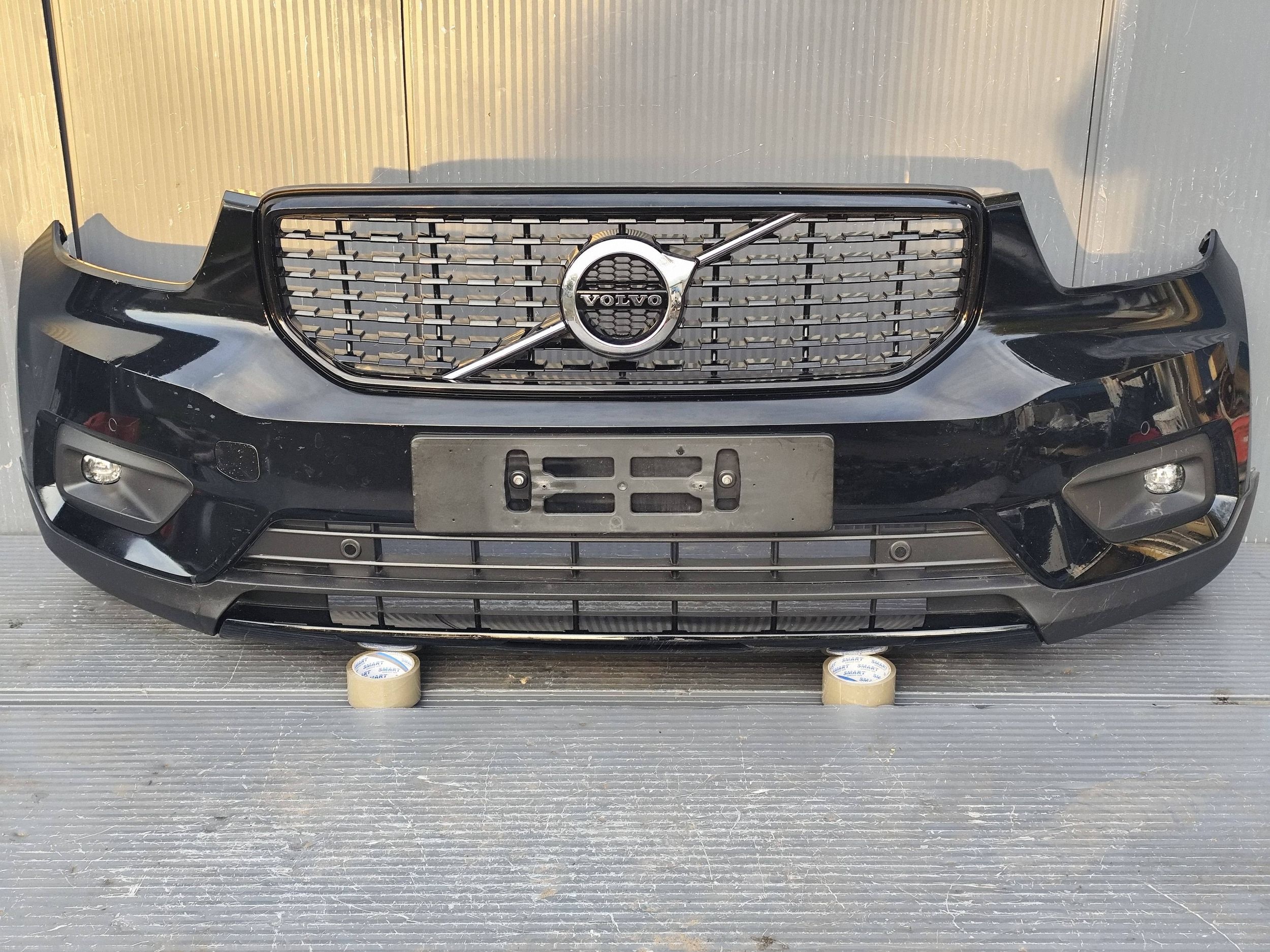 VOLVO XC40 front bumper 4xPDC complete dismantling