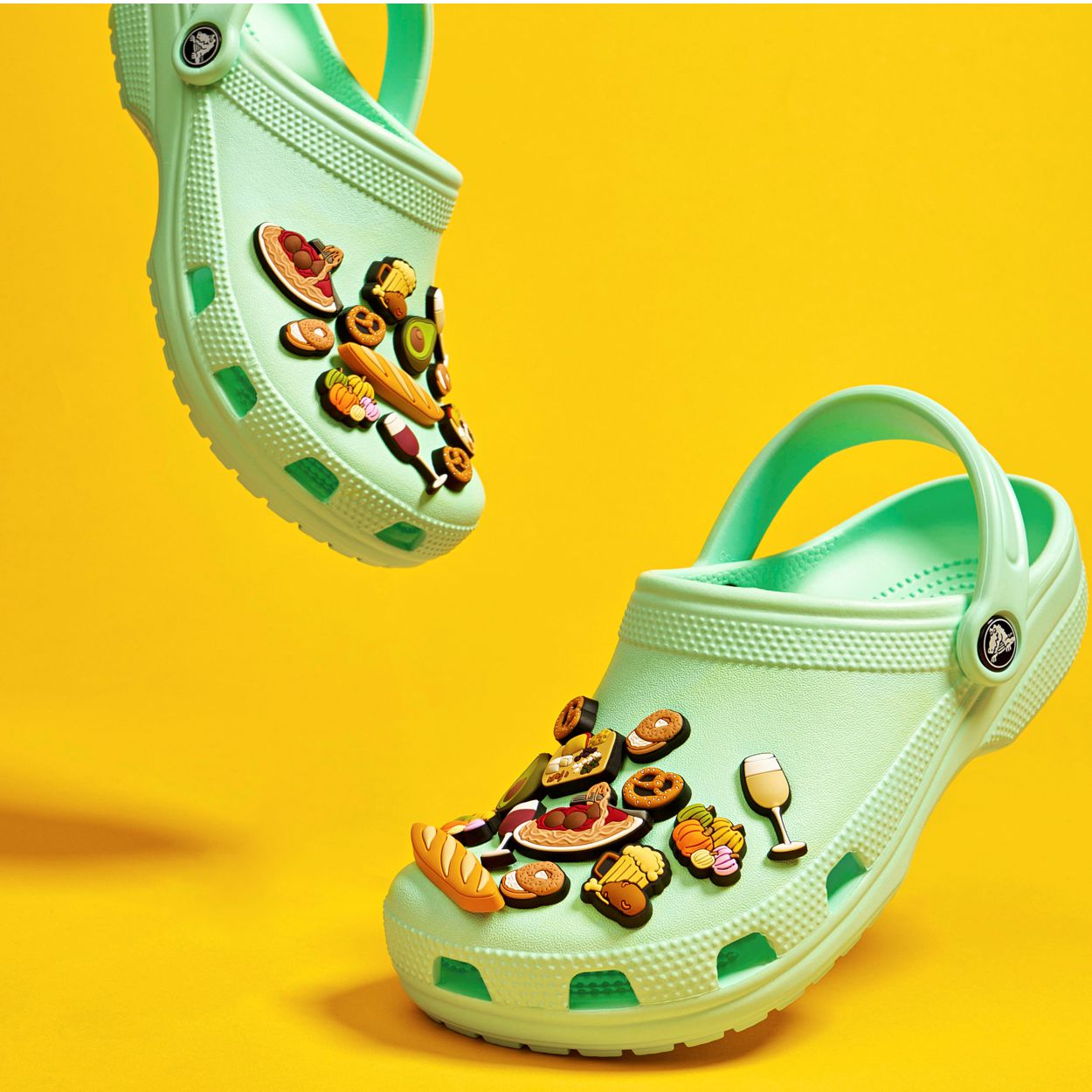 CROCS DAMSKIE CHODAKI PIANKOWE KLAPKI LEKKIE BUTY NA PLATFORMIE r. 39/40 Kolor żółty