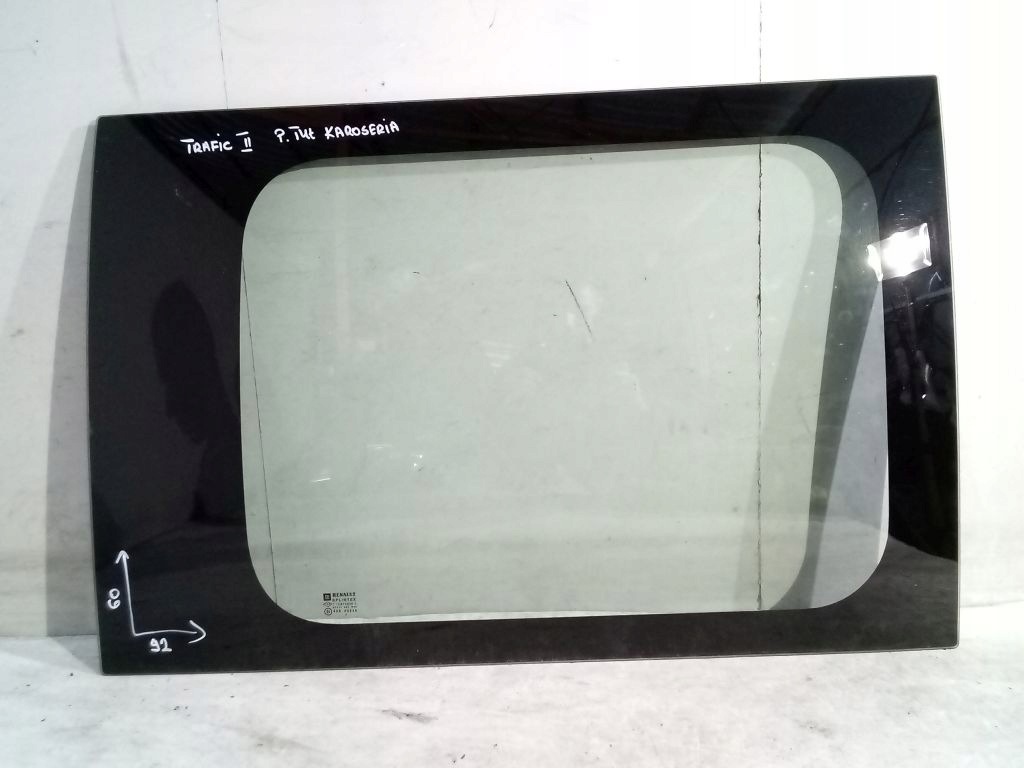 Renault Trafic II 2 window bodywork right rear part rear 60x92