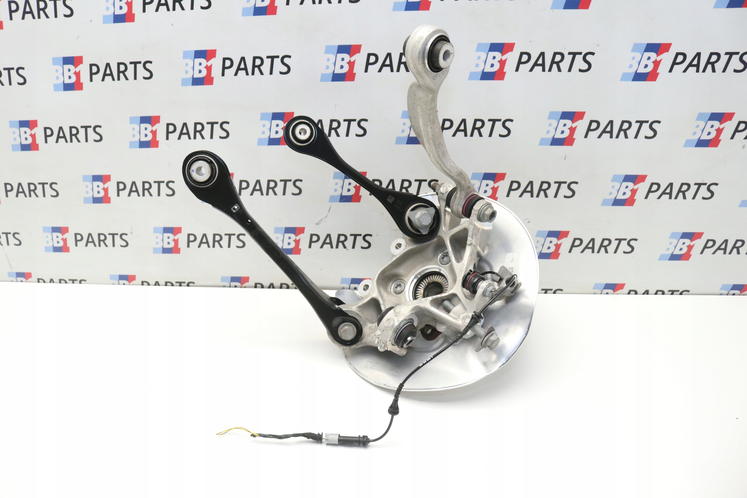 BMW G26 I4 otoč ramene pravý záď EDRIVE 6893274