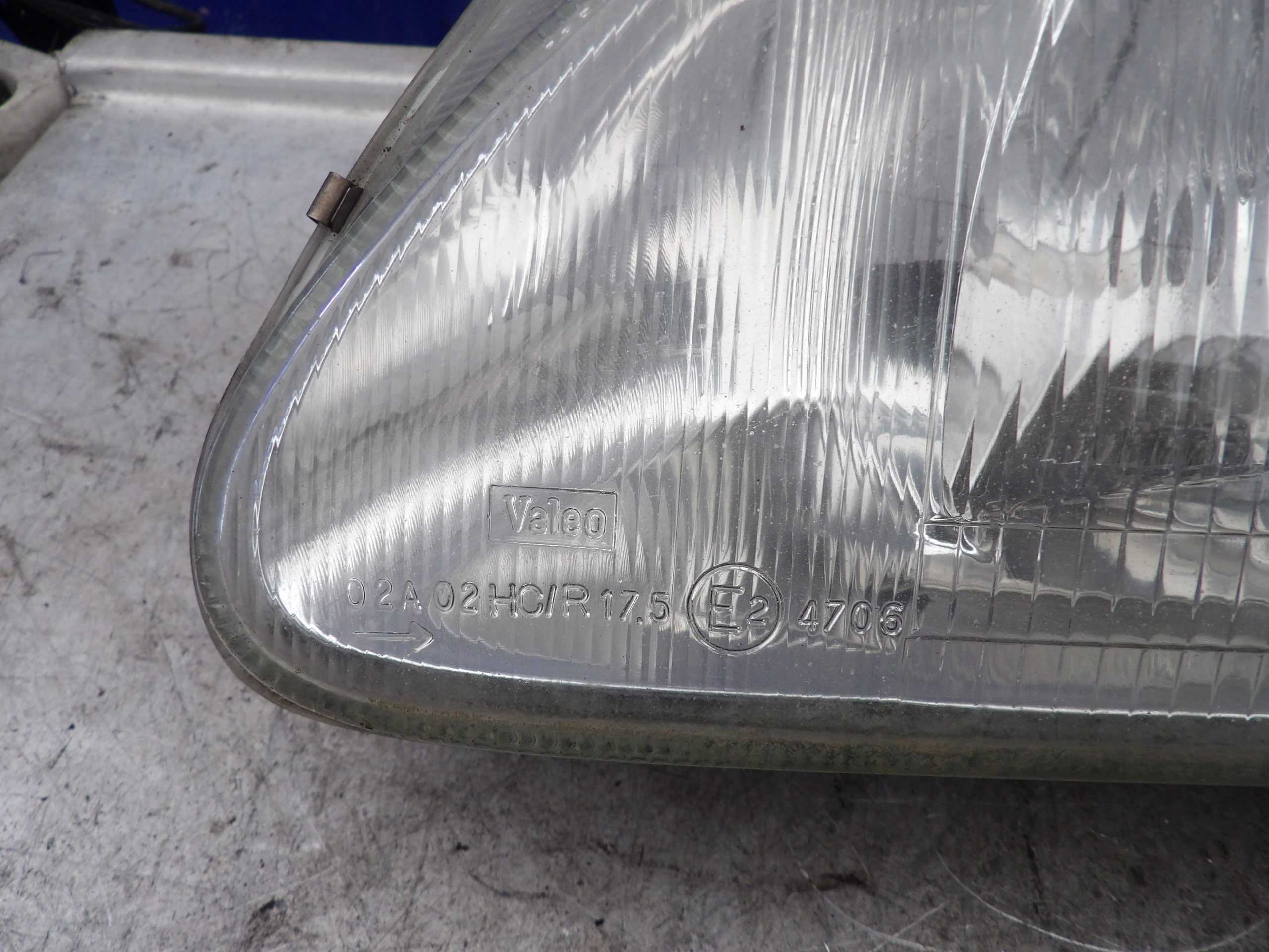 Renault Megane Clasic Licht vorne links Valeo