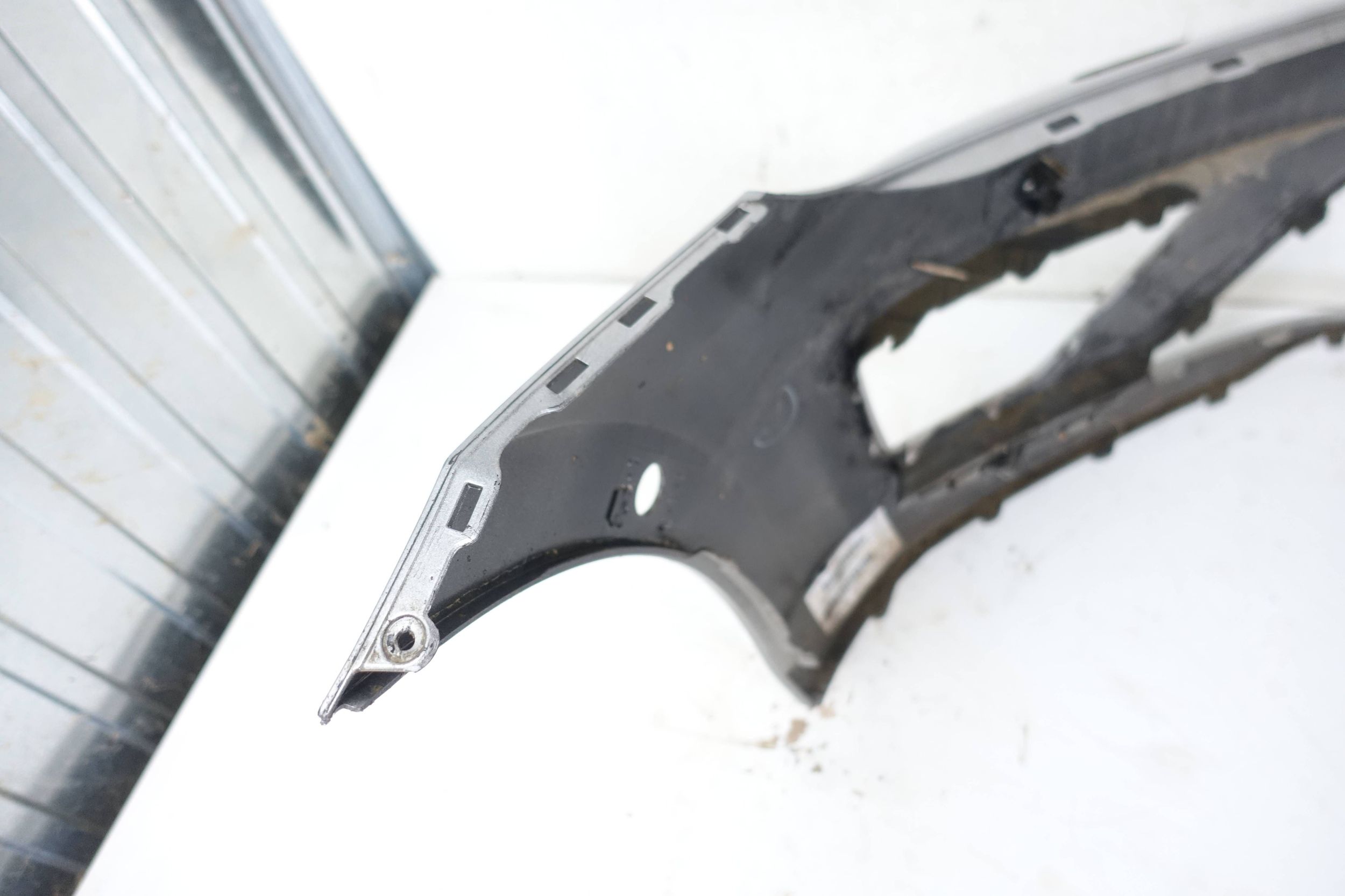 VW SPORTSVAN 2014- bumper front PRZEDN 510807221F