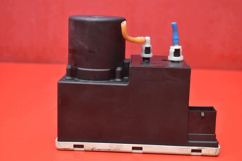 Pompa Centrale Della serratura 8L0862257L AUDI A3 8L 3D HB 96-00
