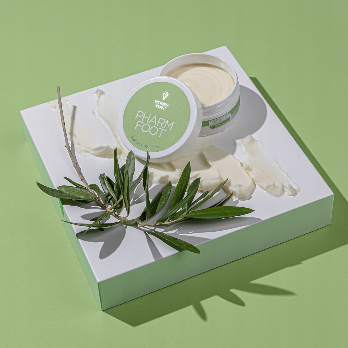 Pharm Foot Maść na pękające pięty PHARM FOOT 75ml Marka Victoria Vynn