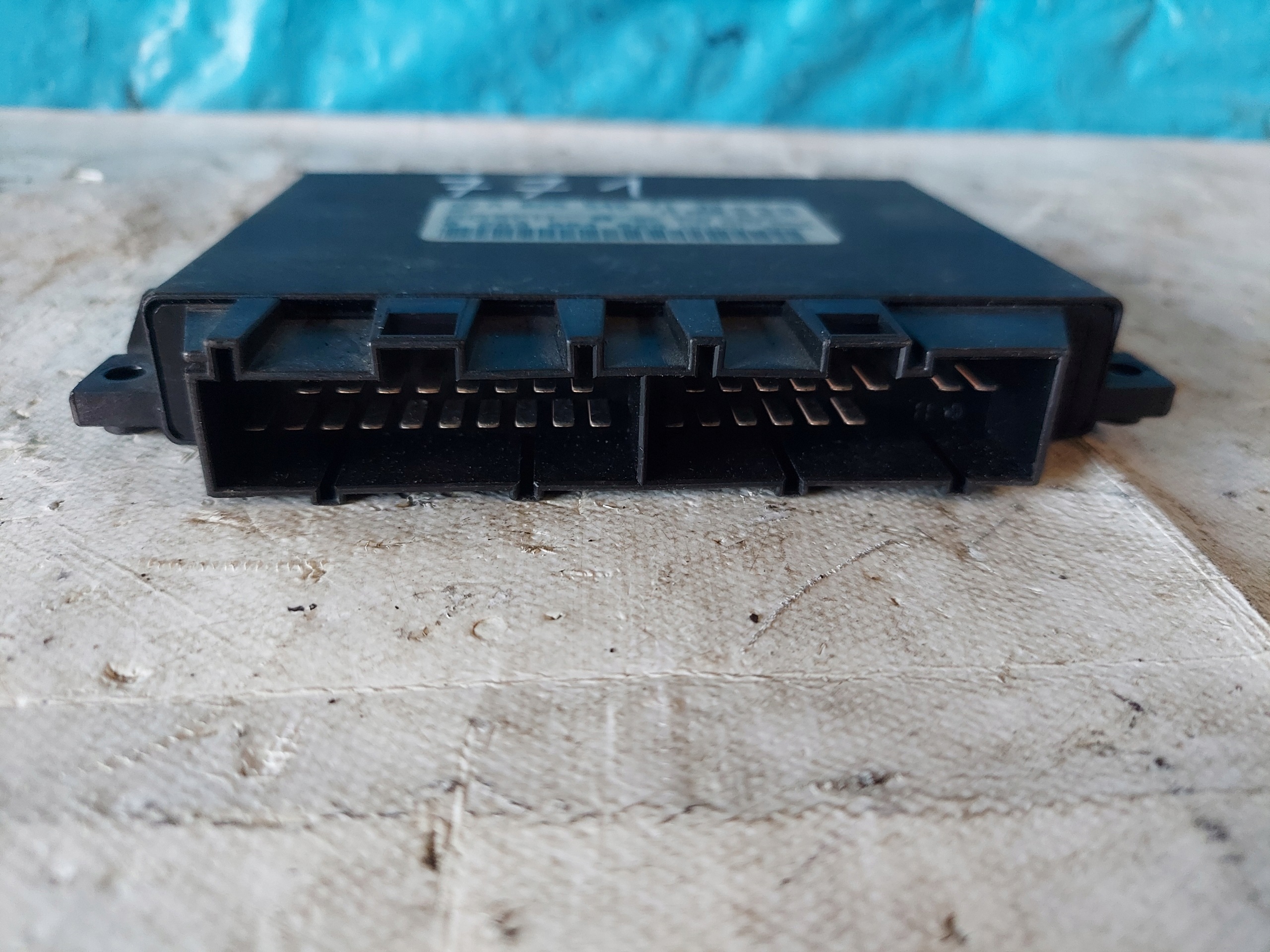 MERCEDES W211 E KLASA A0255457132 control unit PDC