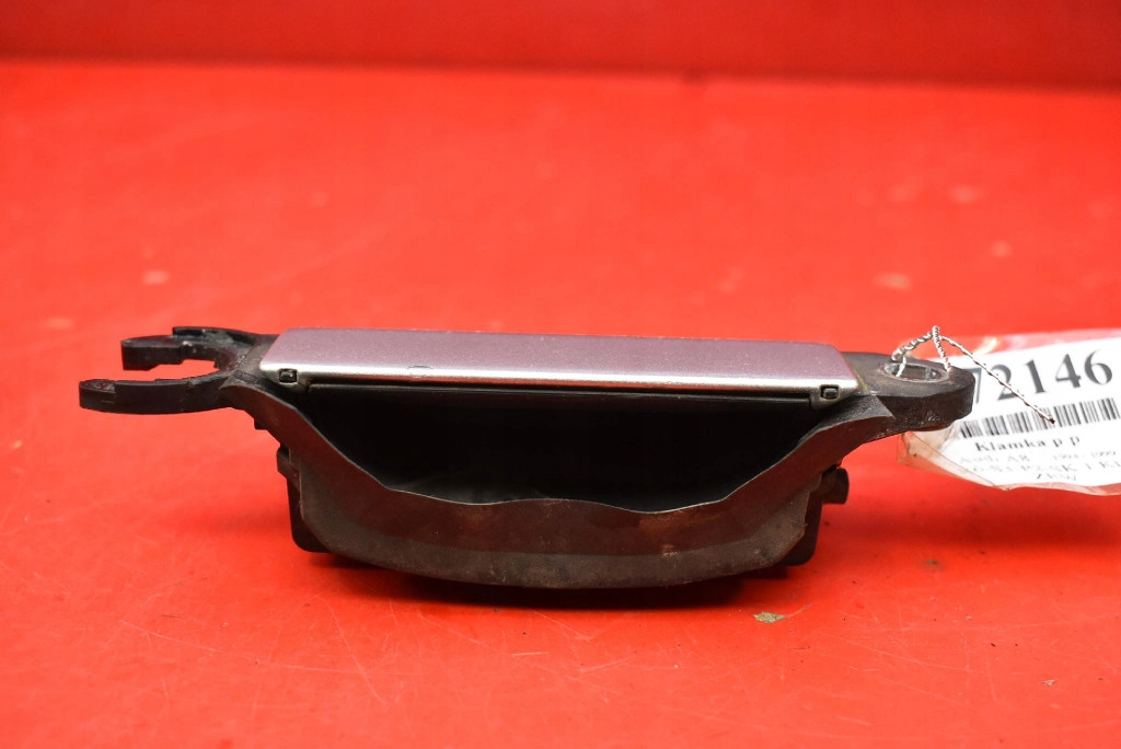 handle right front front SREBRNA 4A0837206 AUDI A8 D2 94-99