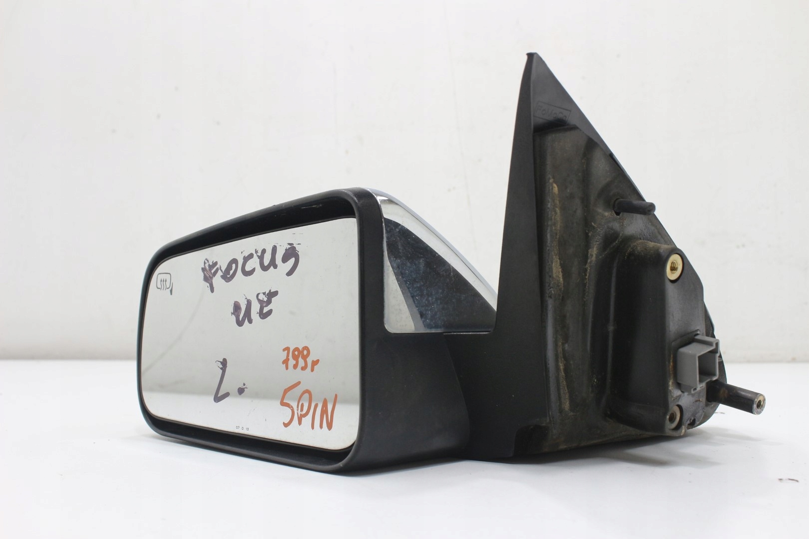 FOCUS MK2 USA SEDAN LUSTERKO LEWE 5 PIN