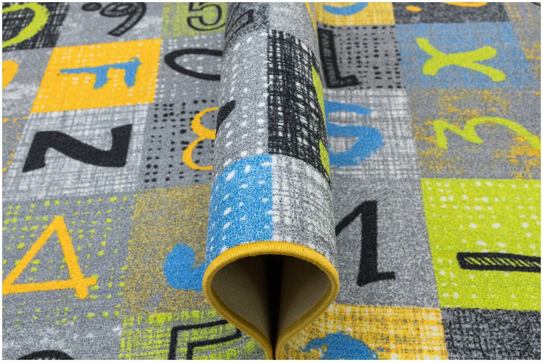 Dywan Dziecięcy Szary Zielony Kolorowy Patchwork Litery Cyfry 200x300 cm