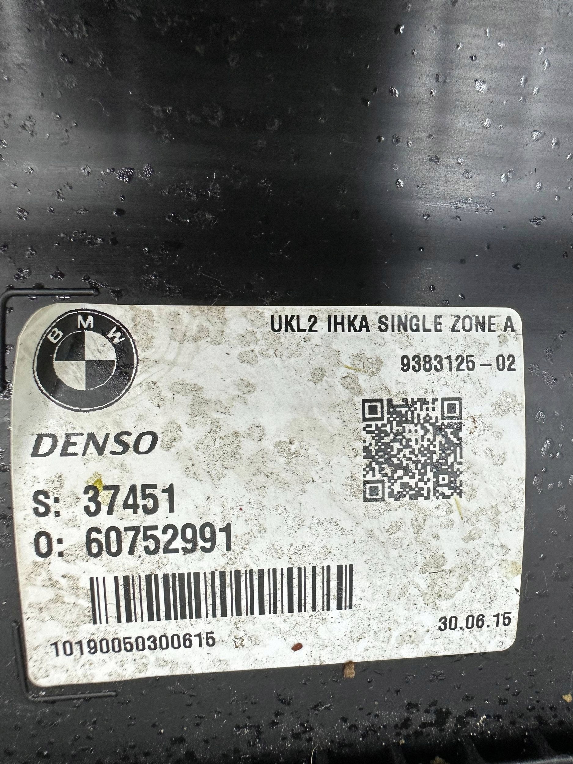 Zespol topení BMW i3 9383125