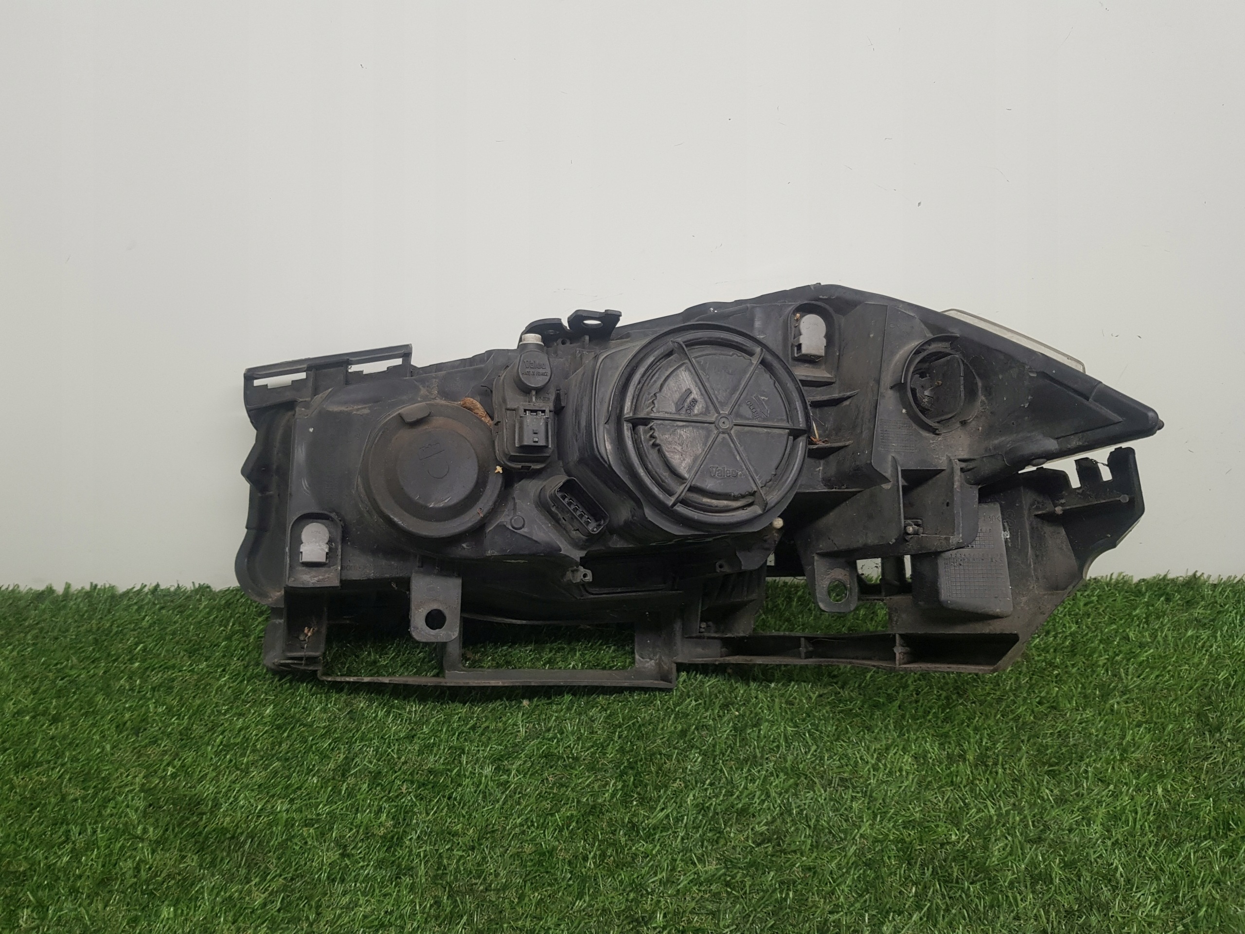 light right front RENAULT MEGANE 2 8200412742B