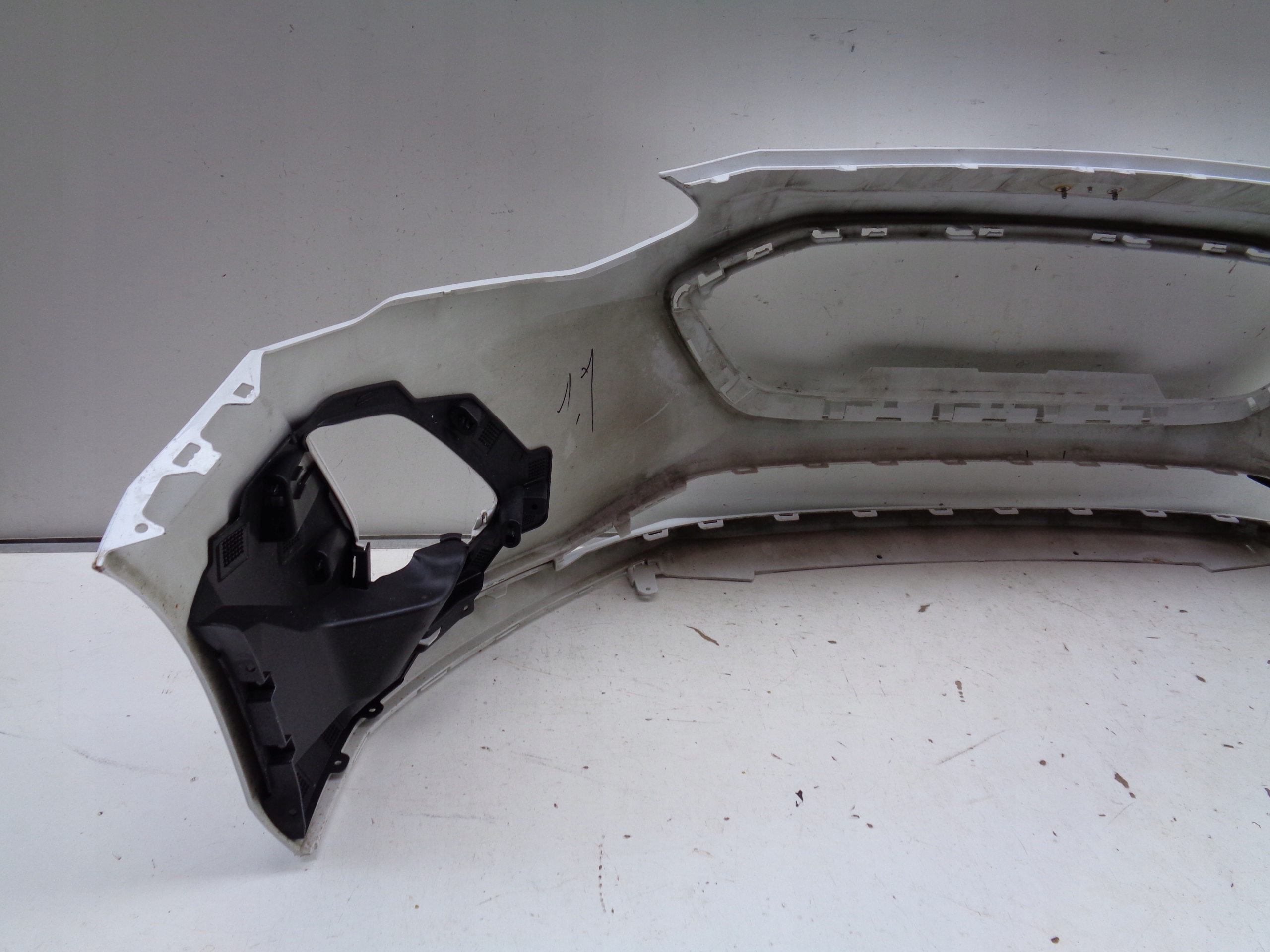 FRONTSTOSSSTANGE FORD FOCUS MK4 18- NR 40765
